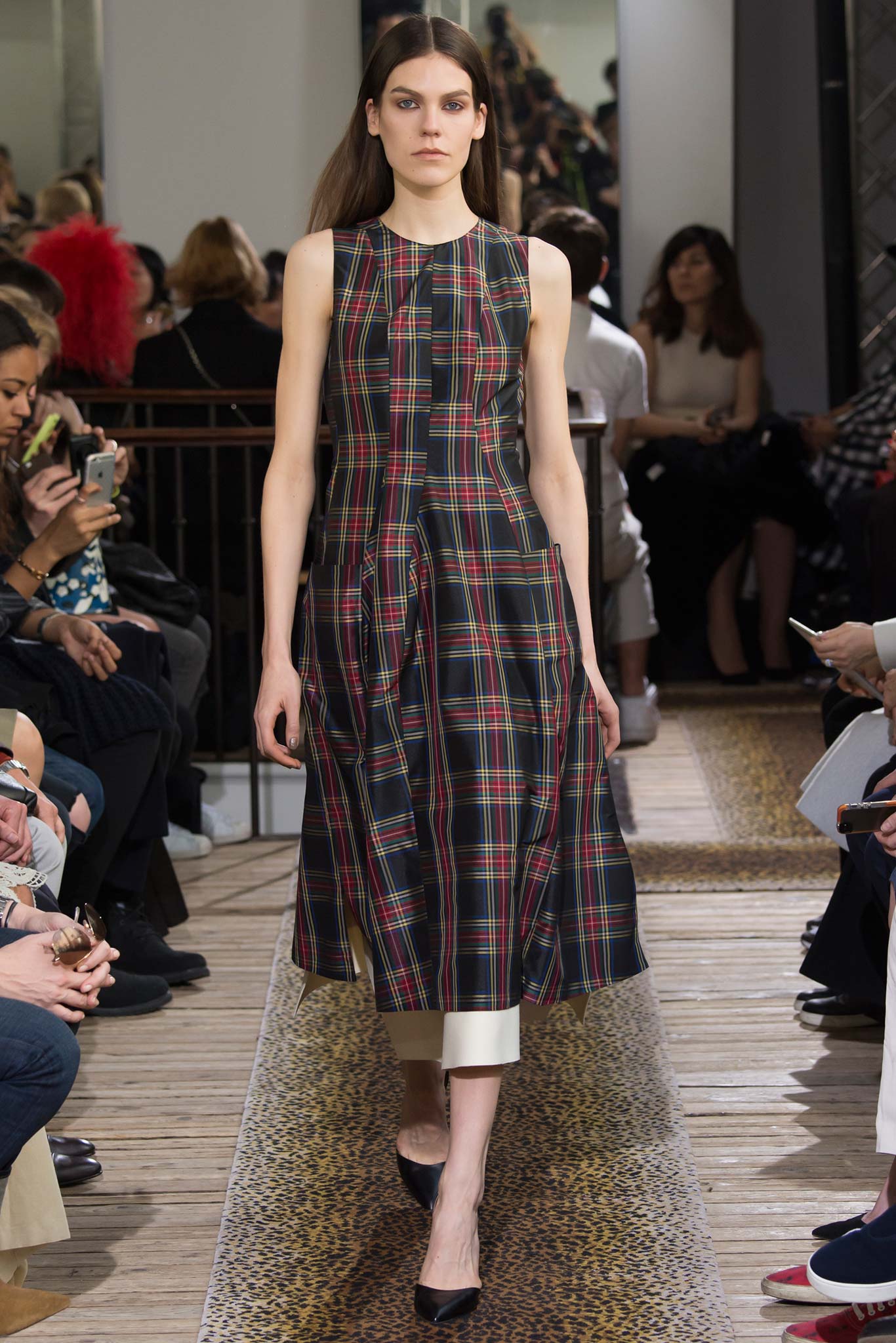 Maison Rabih Kayrouz F/W 15 Look 22