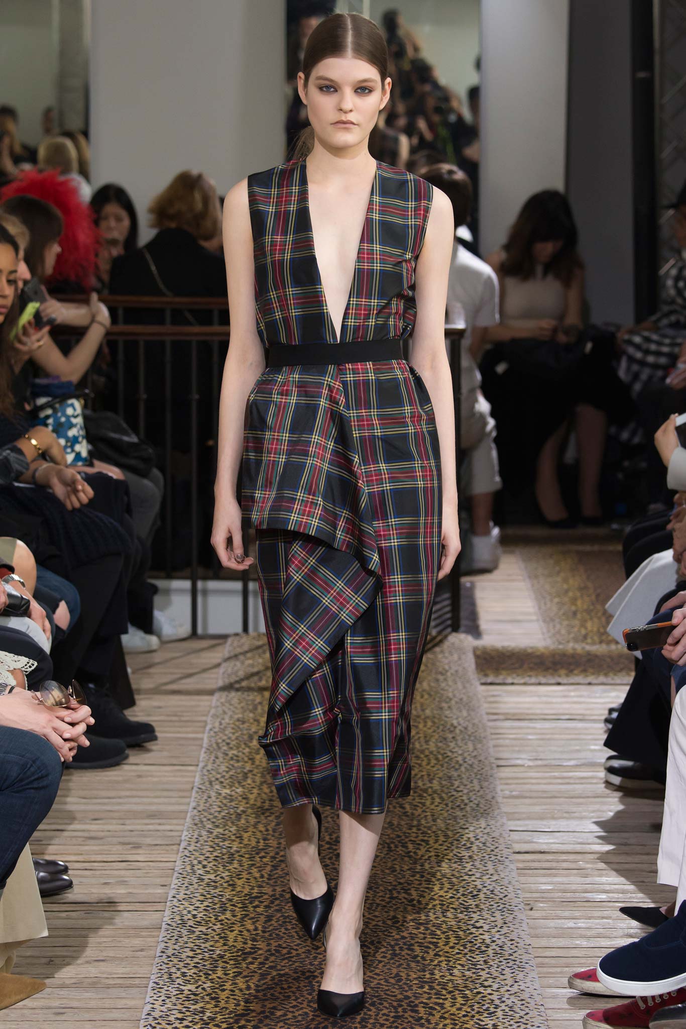 Maison Rabih Kayrouz F/W 15 Look 24