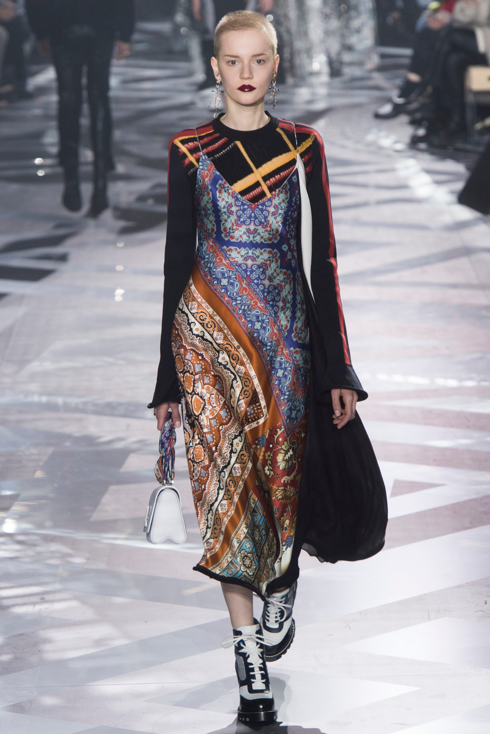 Louis Vuitton F/W 16 Look 2