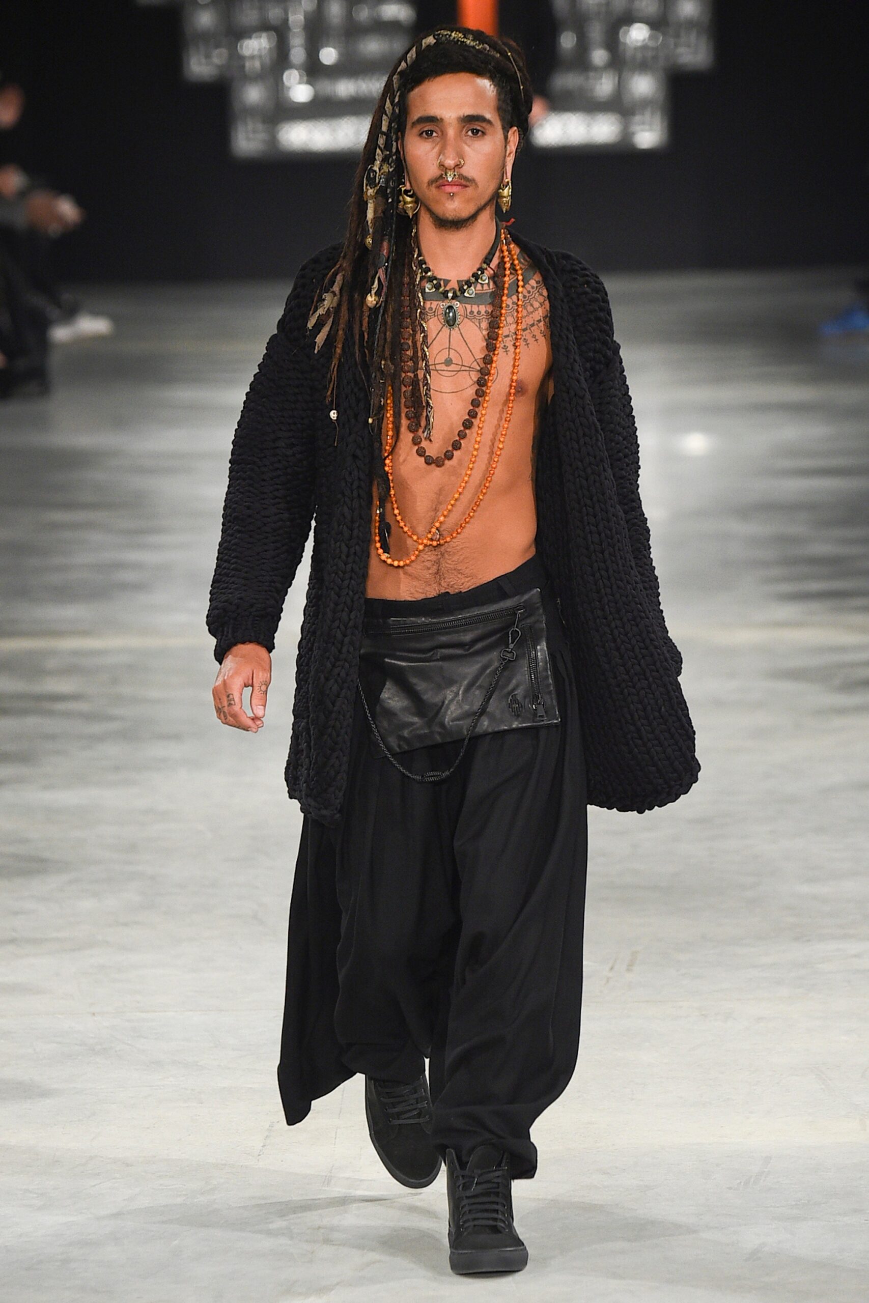 Marcelo Burlon County of Milan F/W 16 Menswear Look 1