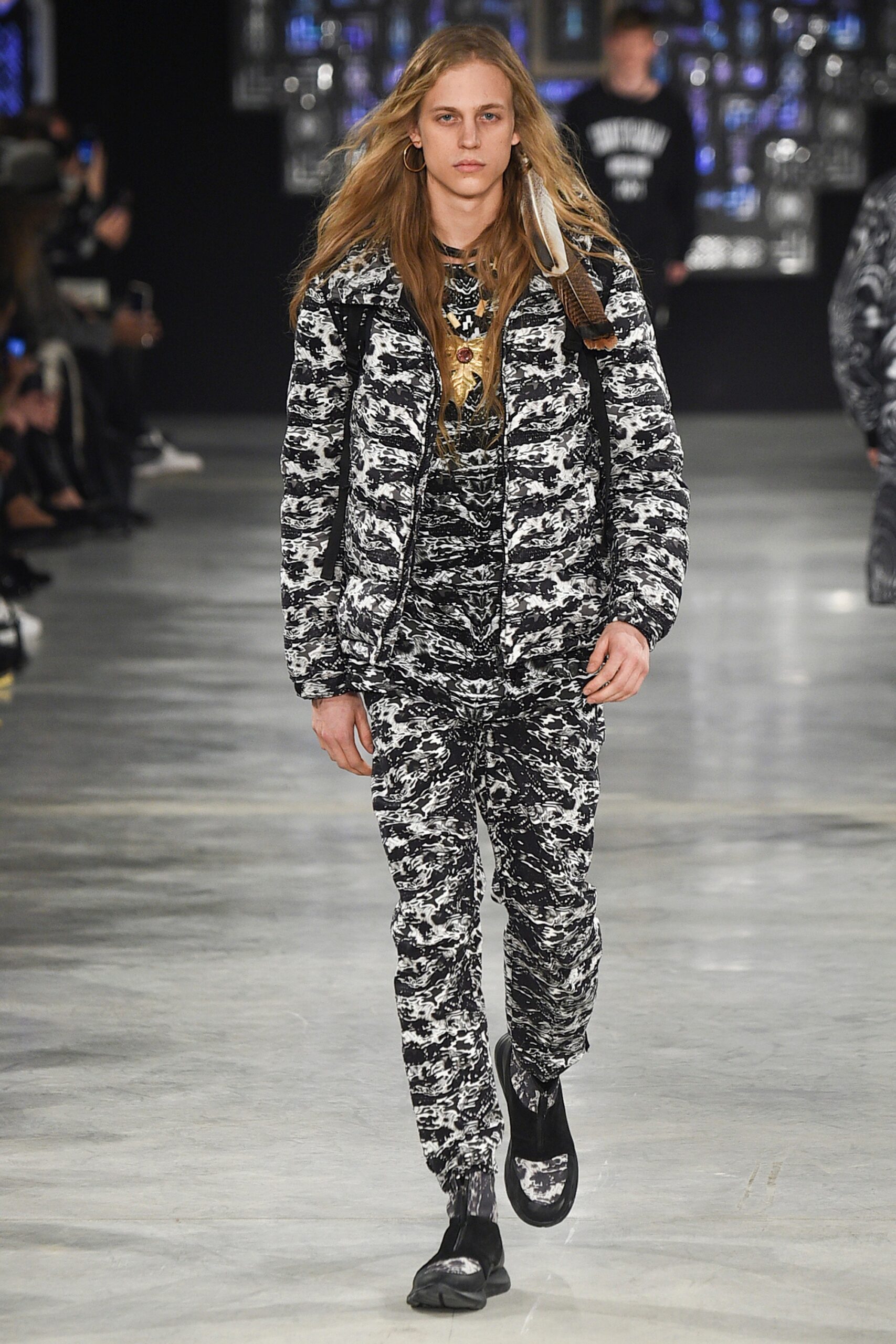 Marcelo Burlon County of Milan F/W 16 Menswear Look 7