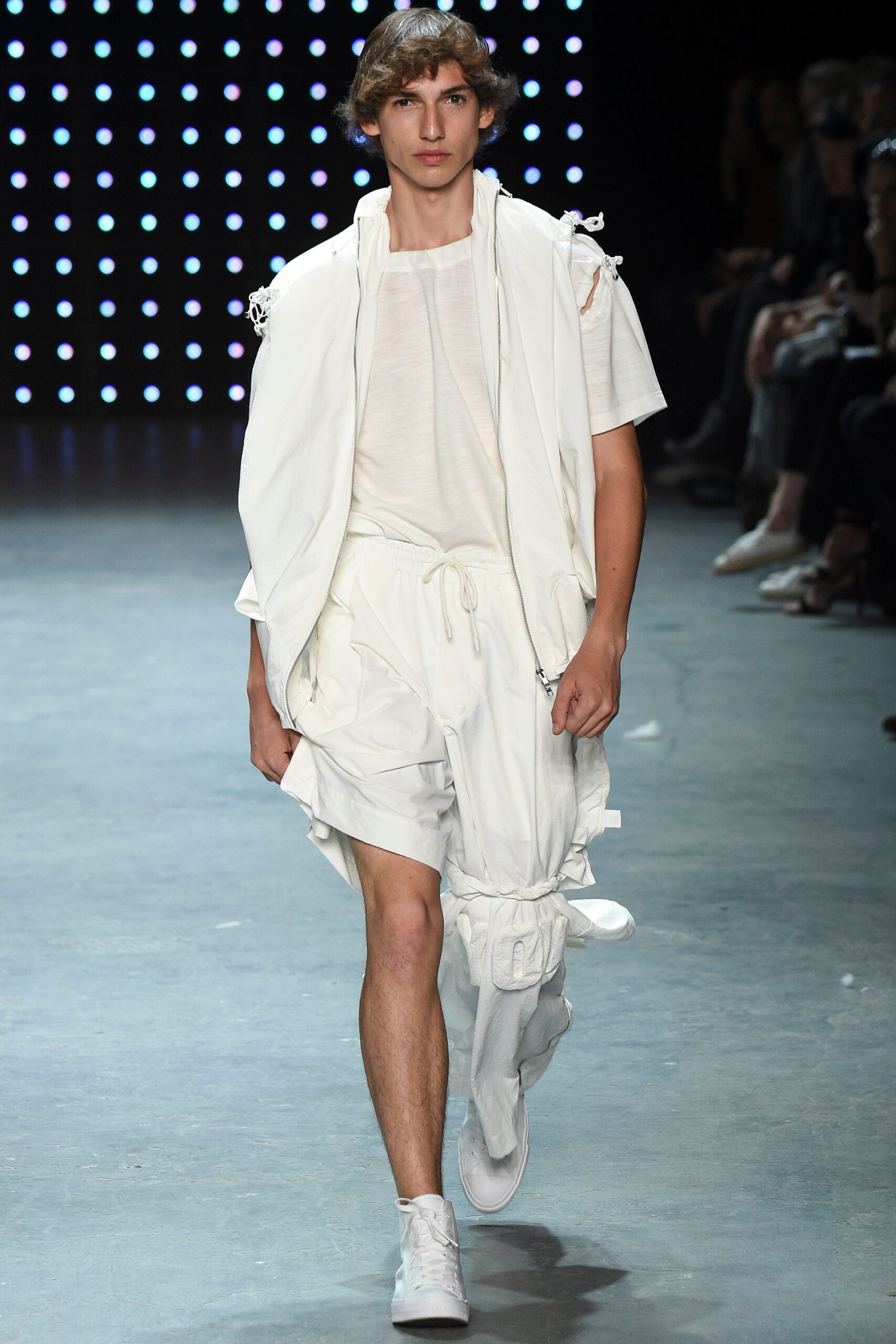 MAN S/S 17 Menswear Look 12