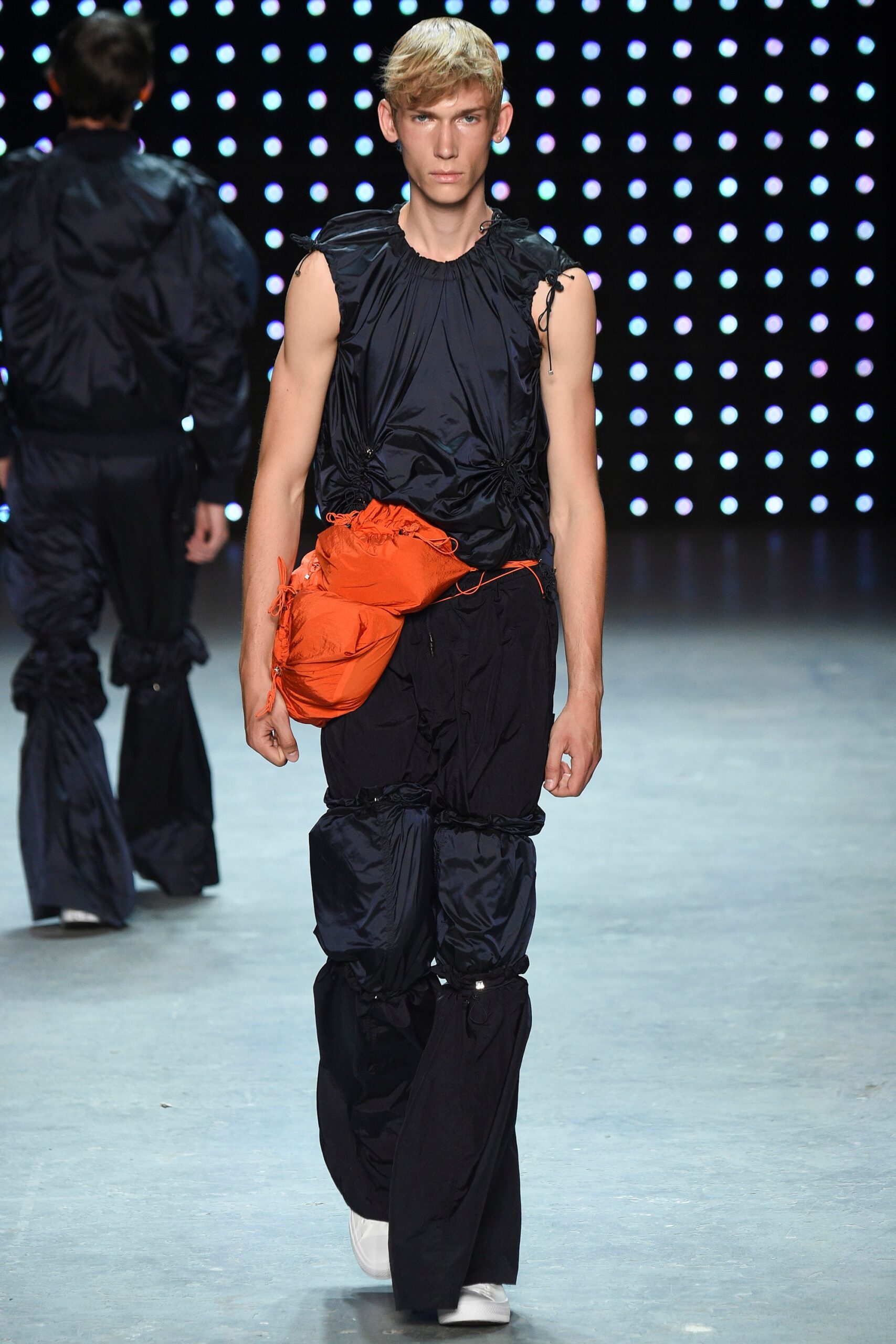 MAN S/S 17 Menswear Look 16