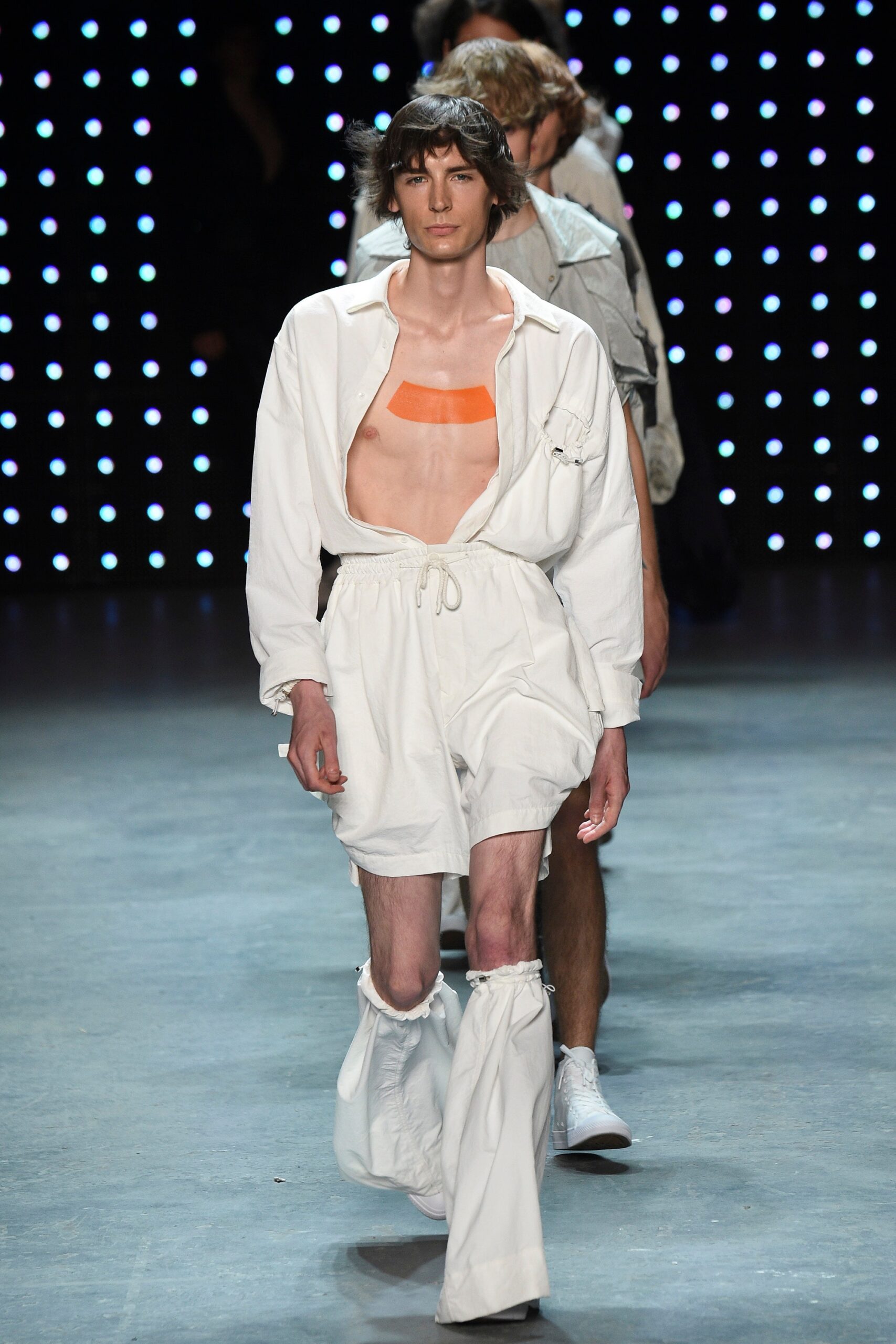 MAN S/S 17 Menswear Look 22