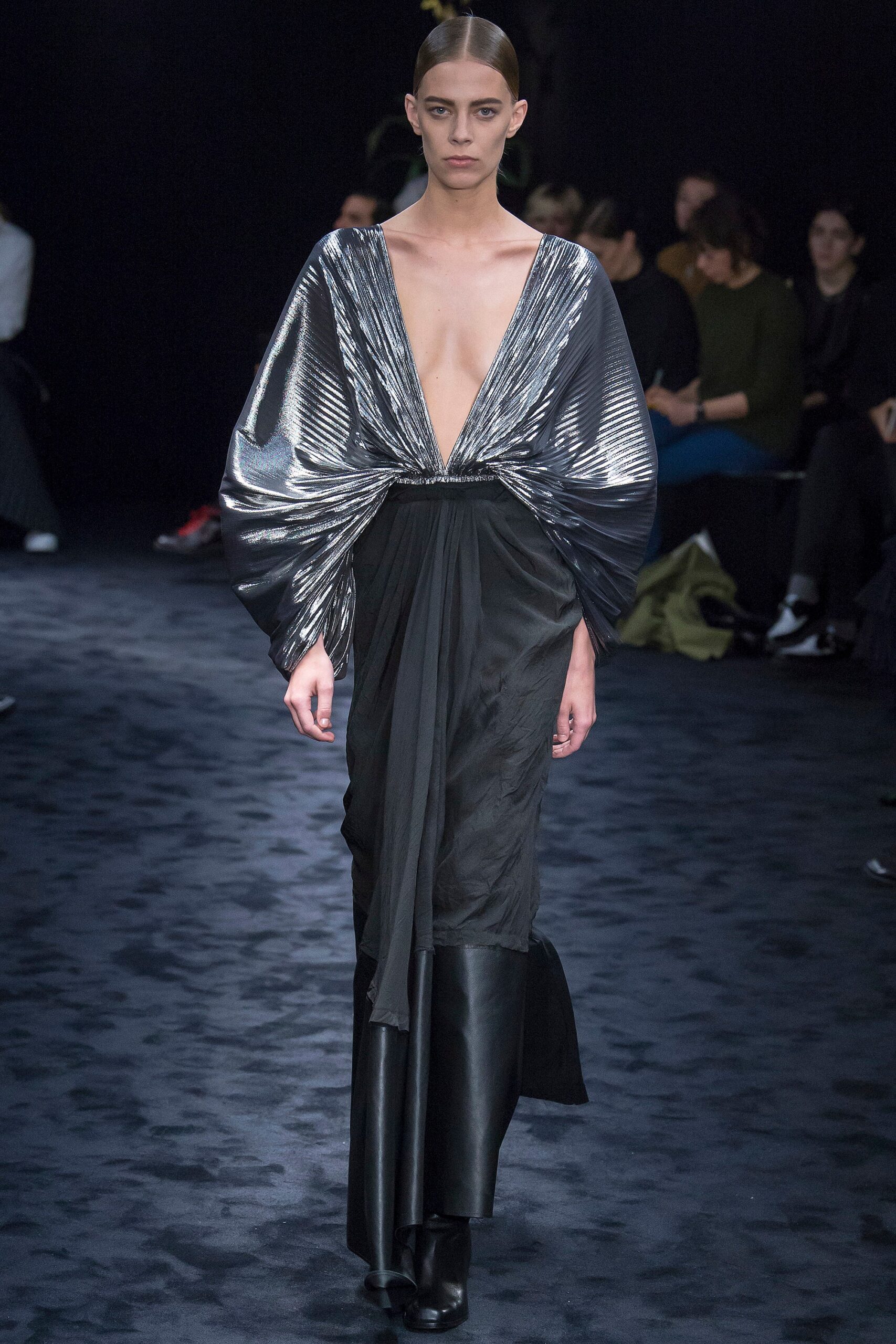 Loewe F/W 17 Look 12