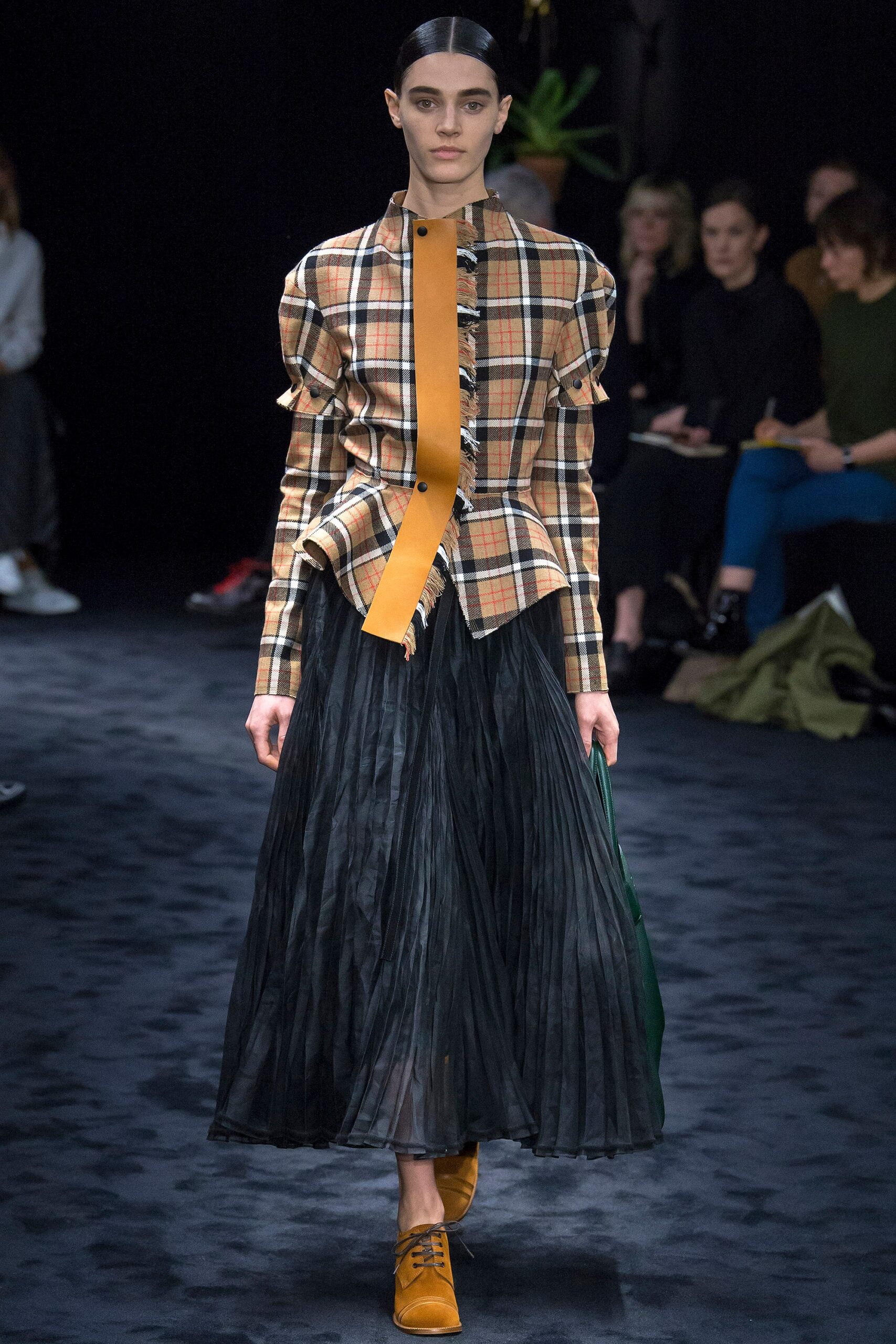 Loewe F/W 17 Look 24