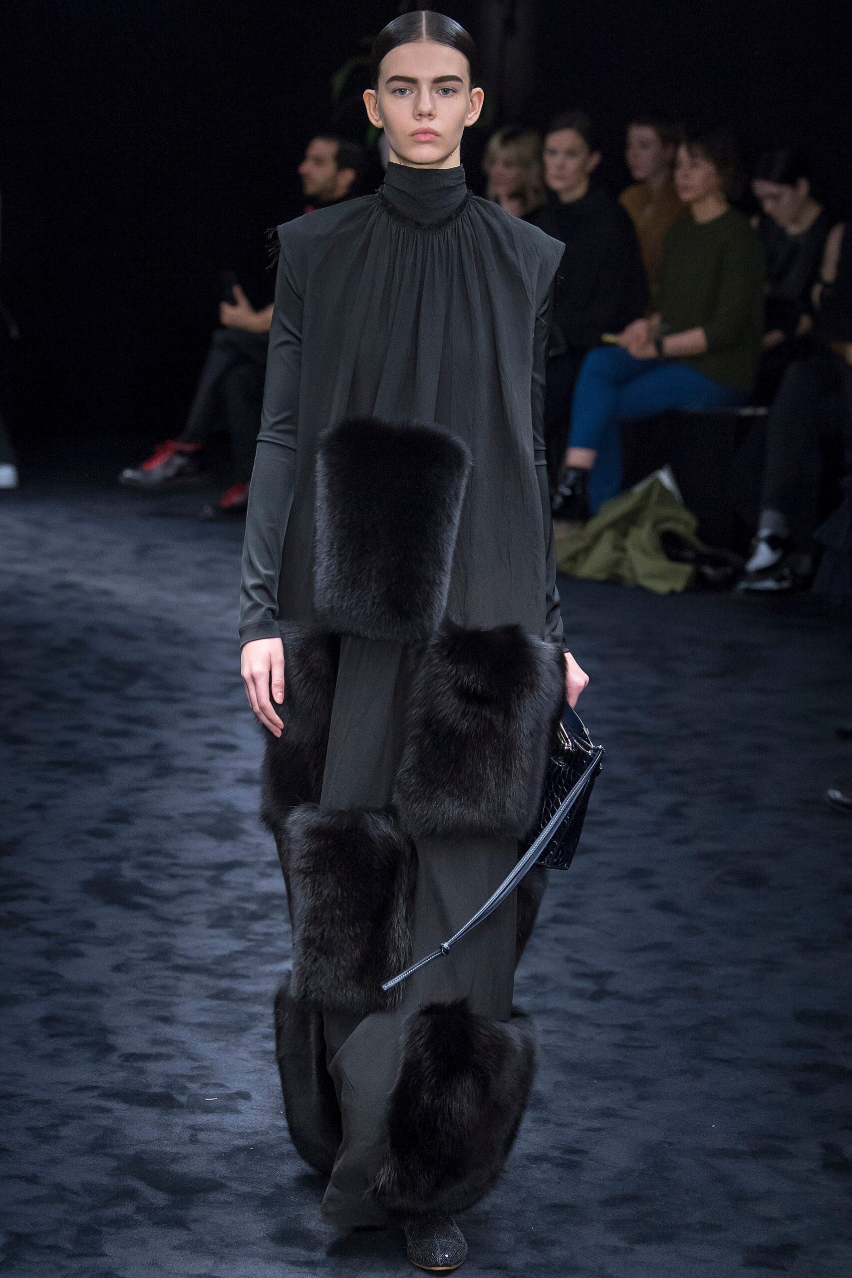 Loewe F/W 17 Look 45