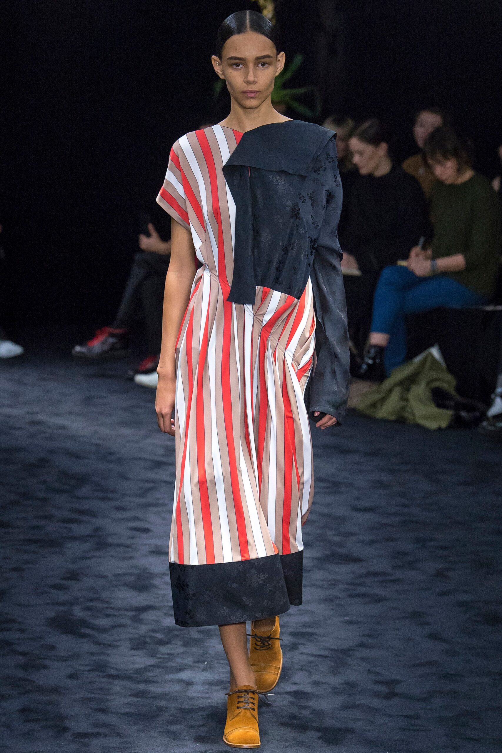 Loewe F/W 17 Look 49