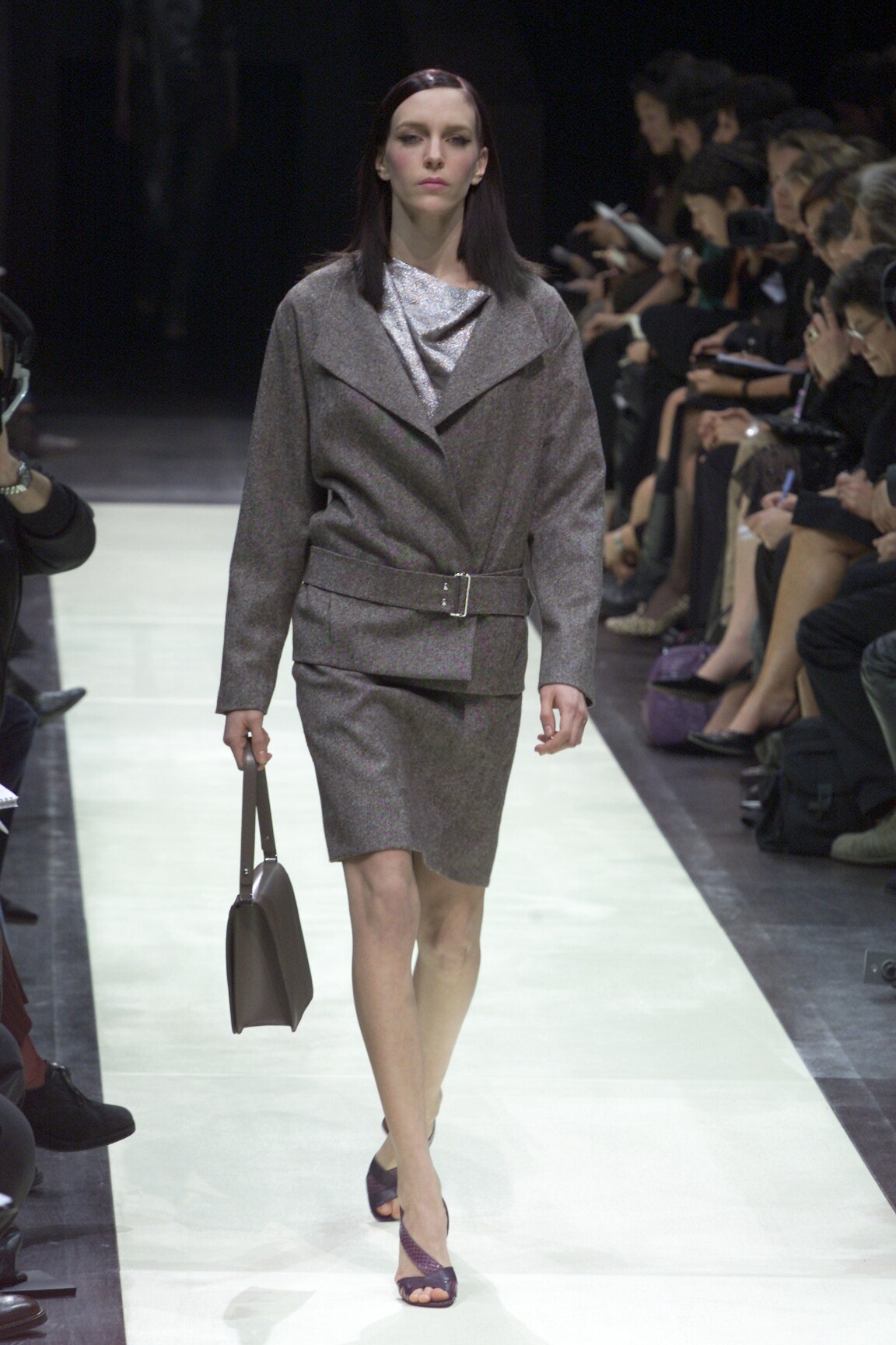 Louis Vuitton F/W 00 Look 1