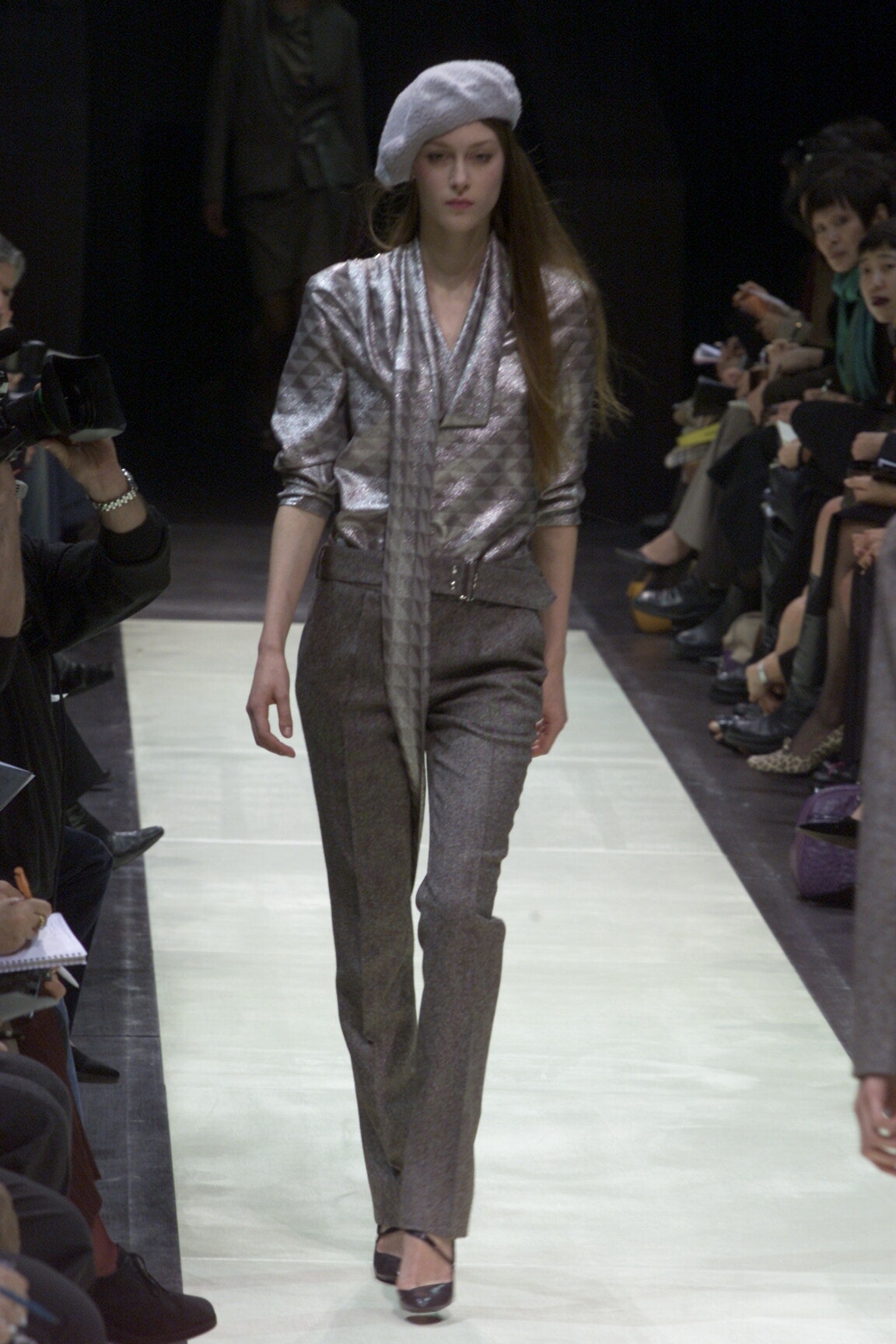 Louis Vuitton F/W 00 Look 2