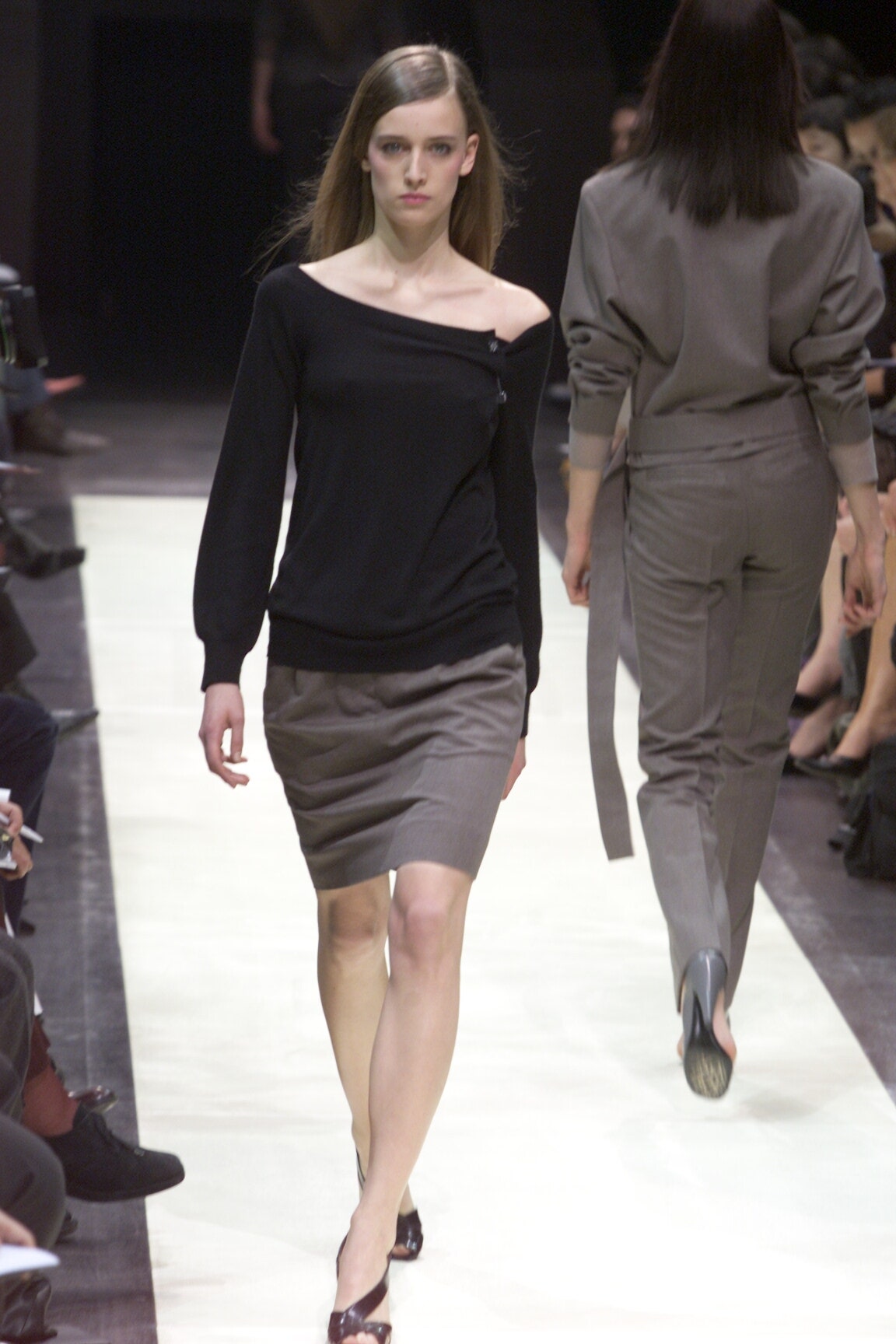 Louis Vuitton F/W 00 Look 20
