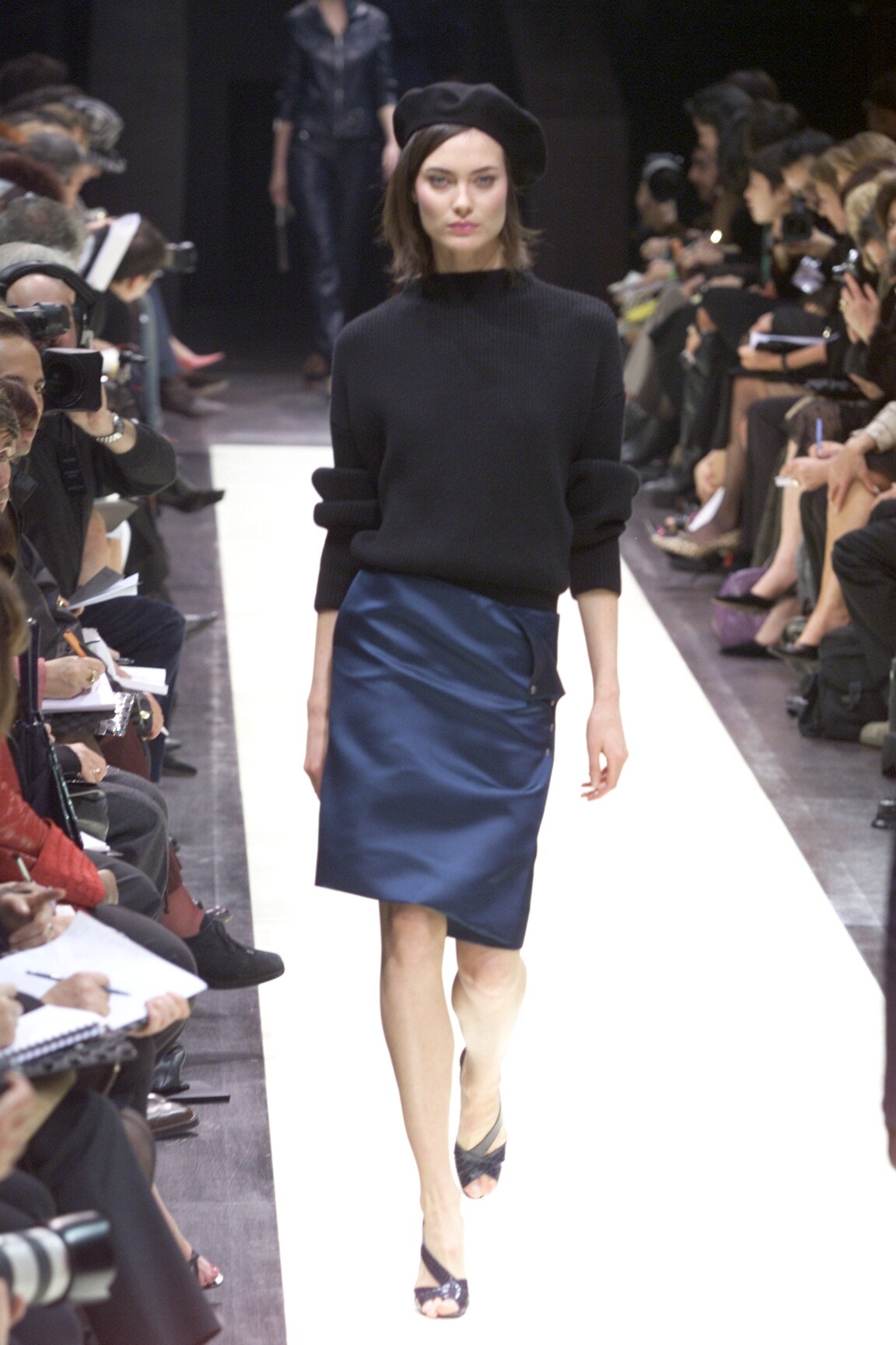 Louis Vuitton F/W 00 Look 44