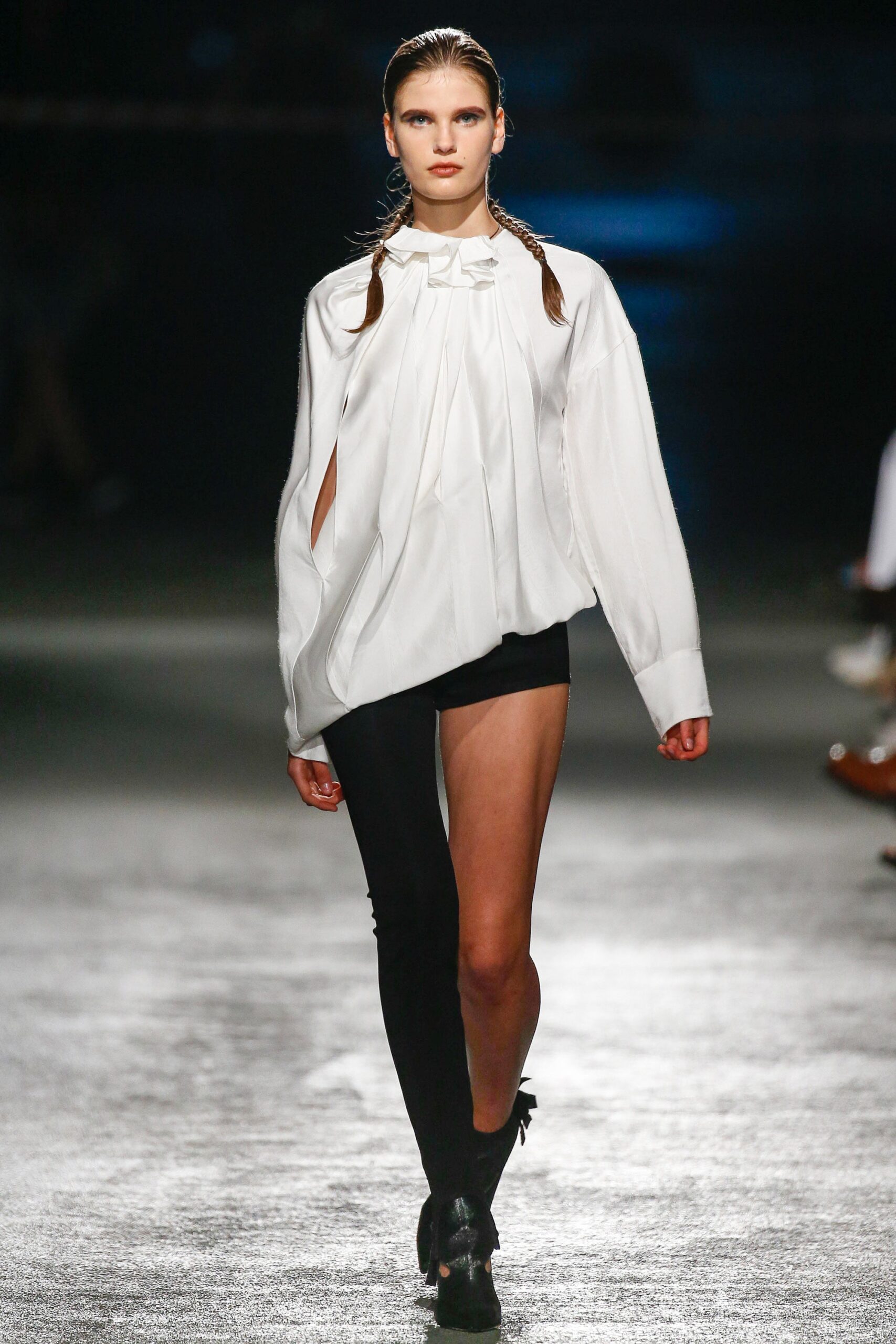 Litkovskaya Kiev S/S 17 Look 9
