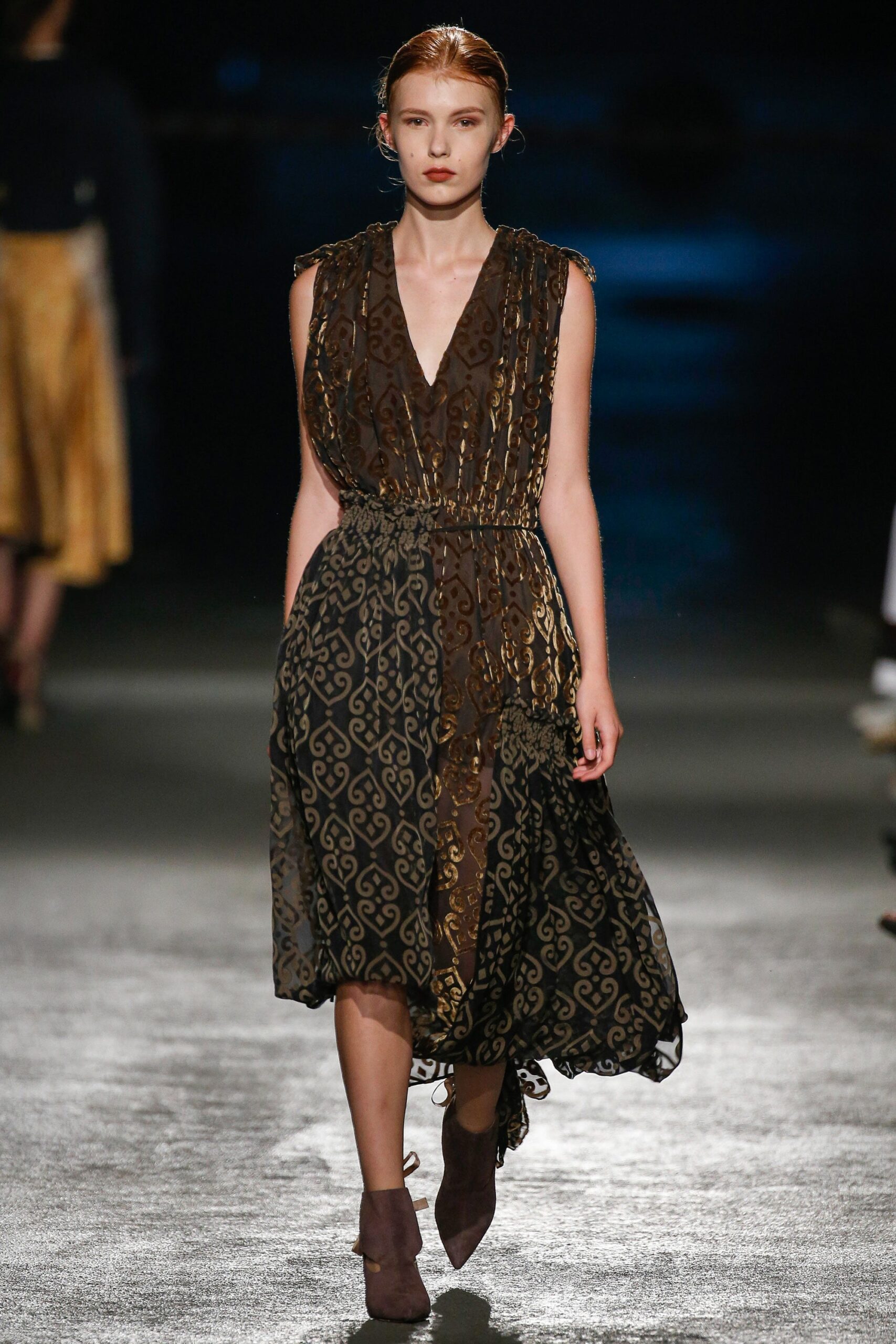 Litkovskaya Kiev S/S 17 Look 31