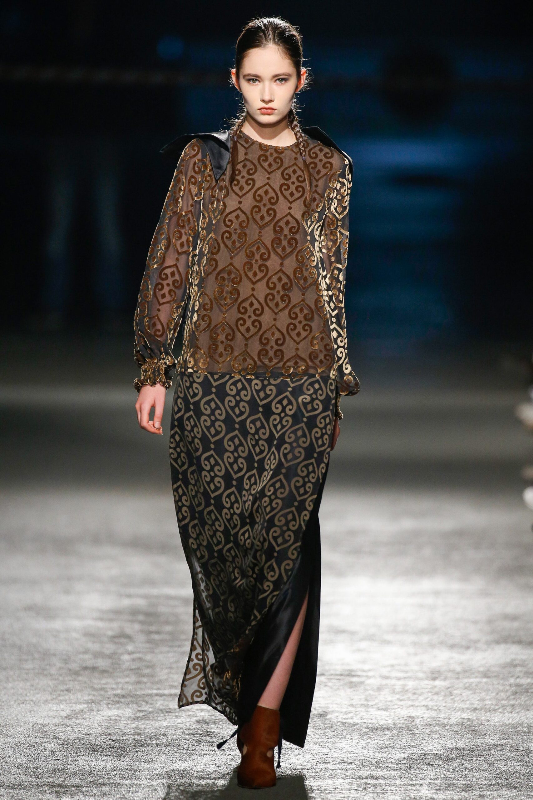 Litkovskaya Kiev S/S 17 Look 32