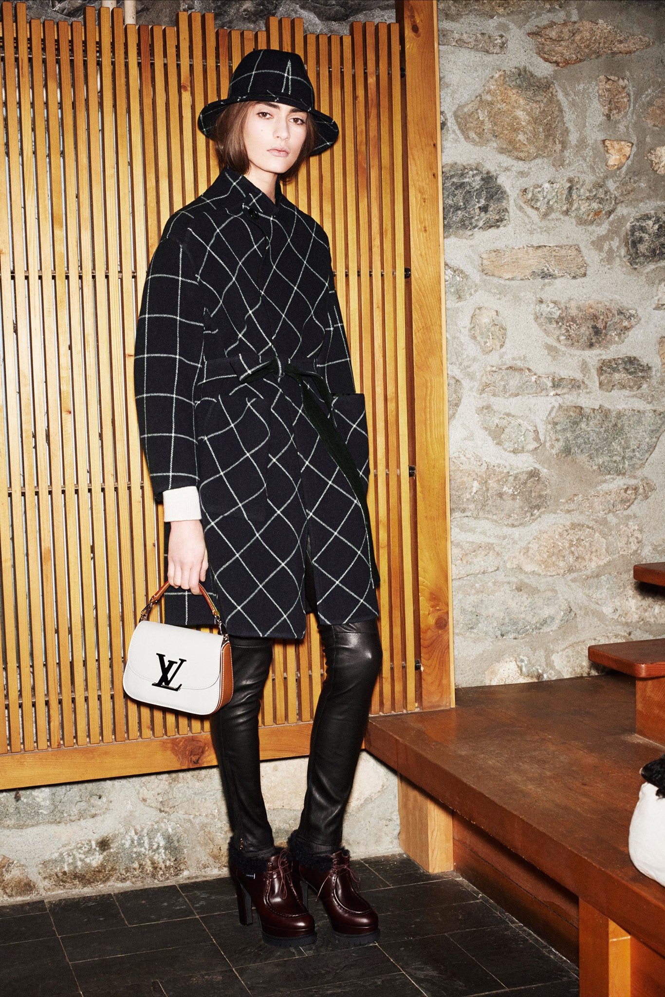 Louis Vuitton F/W 14 Look 38