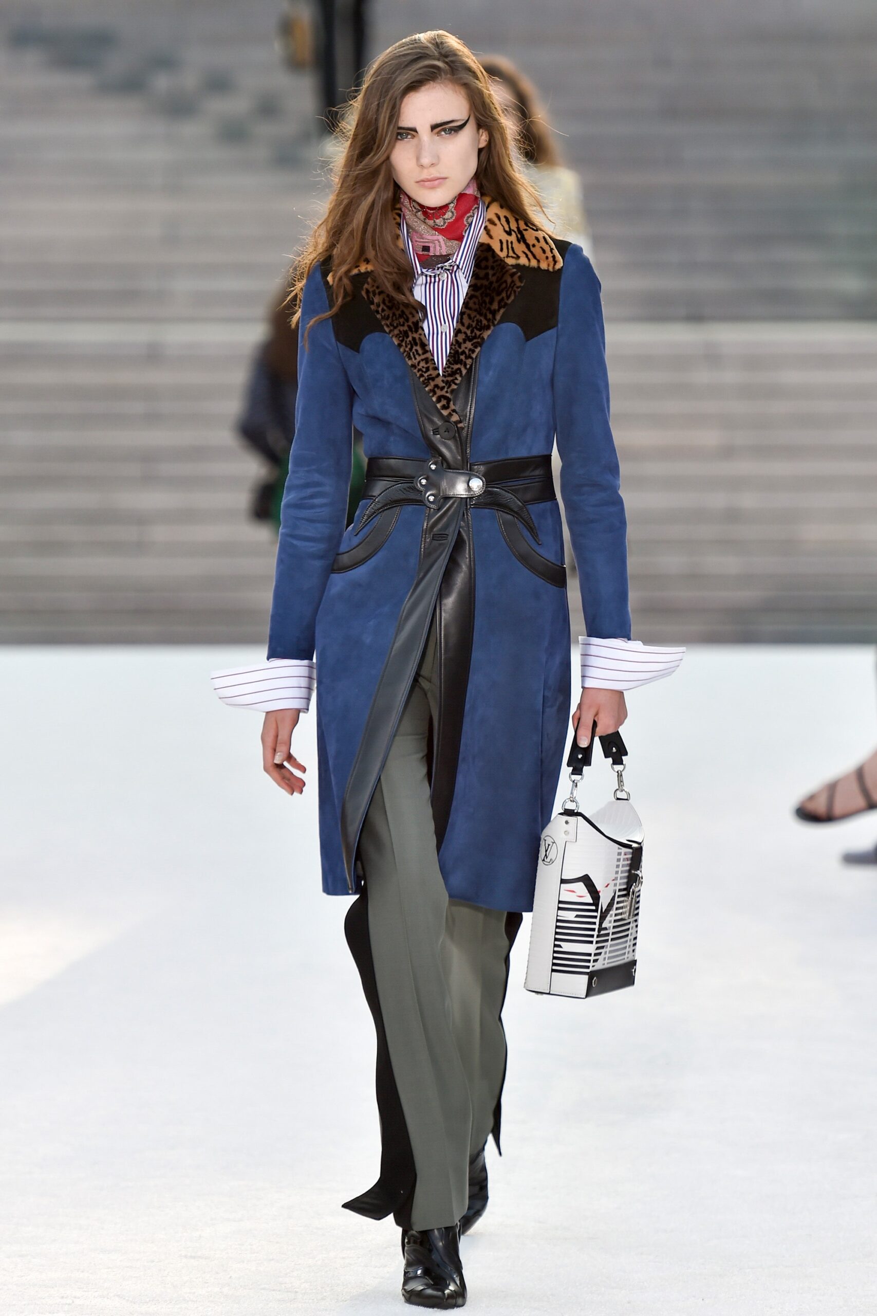 Louis Vuitton Resort 18 Look 9