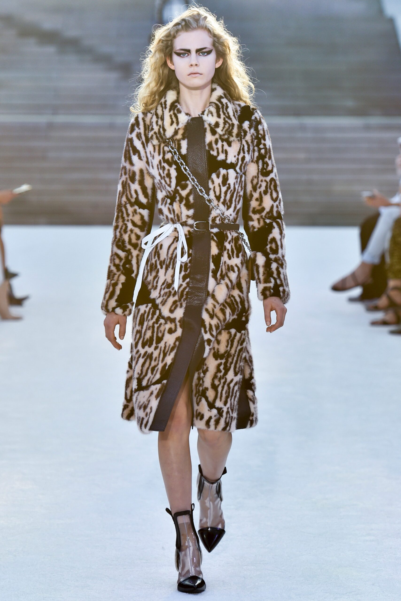 Louis Vuitton Resort 18 Look 20