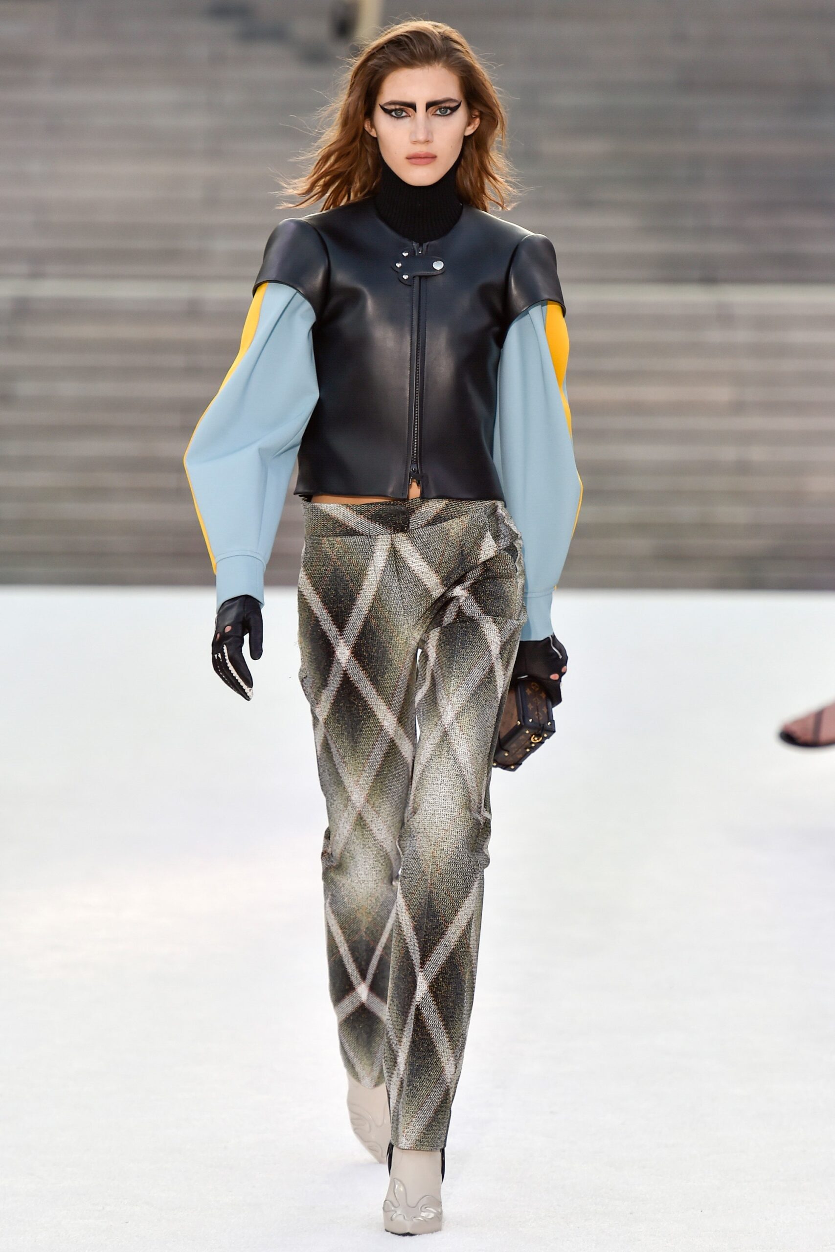 Louis Vuitton Resort 18 Look 27