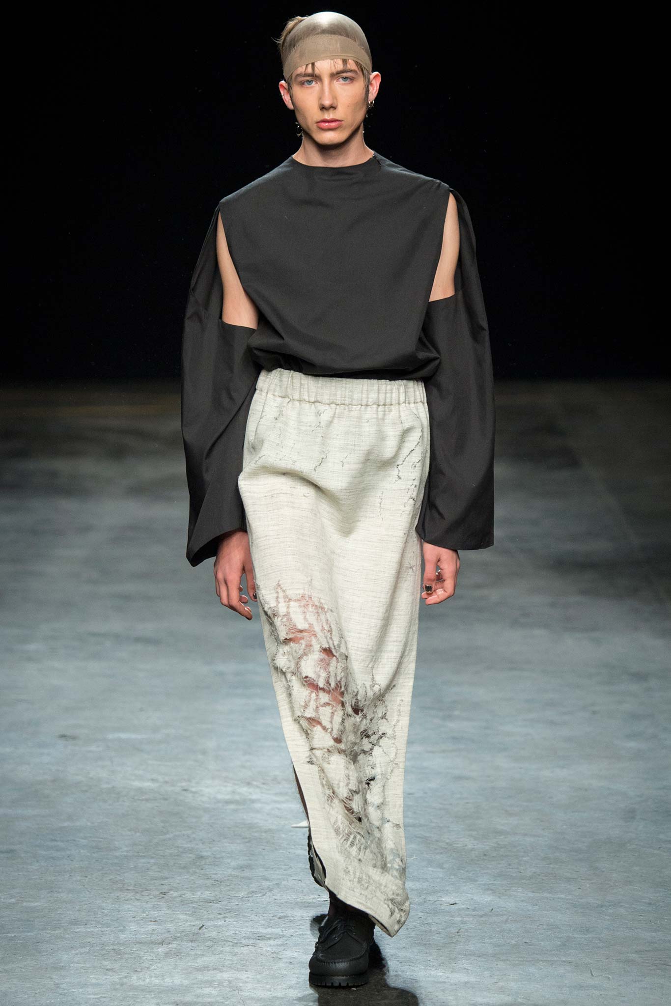 MAN S/S 16 Menswear Look 19