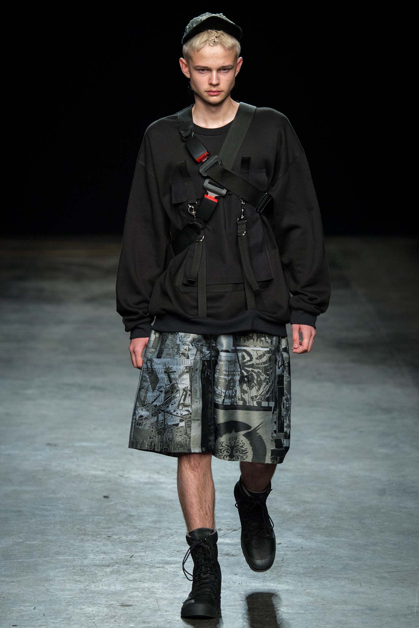 MAN S/S 16 Menswear Look 26