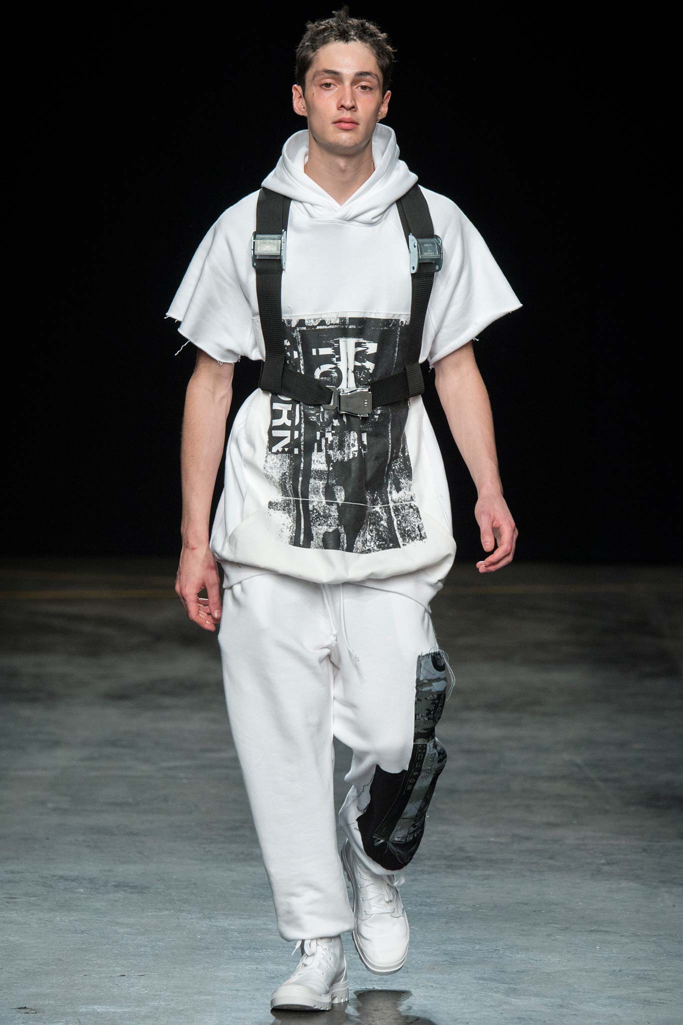 MAN S/S 16 Menswear Look 27