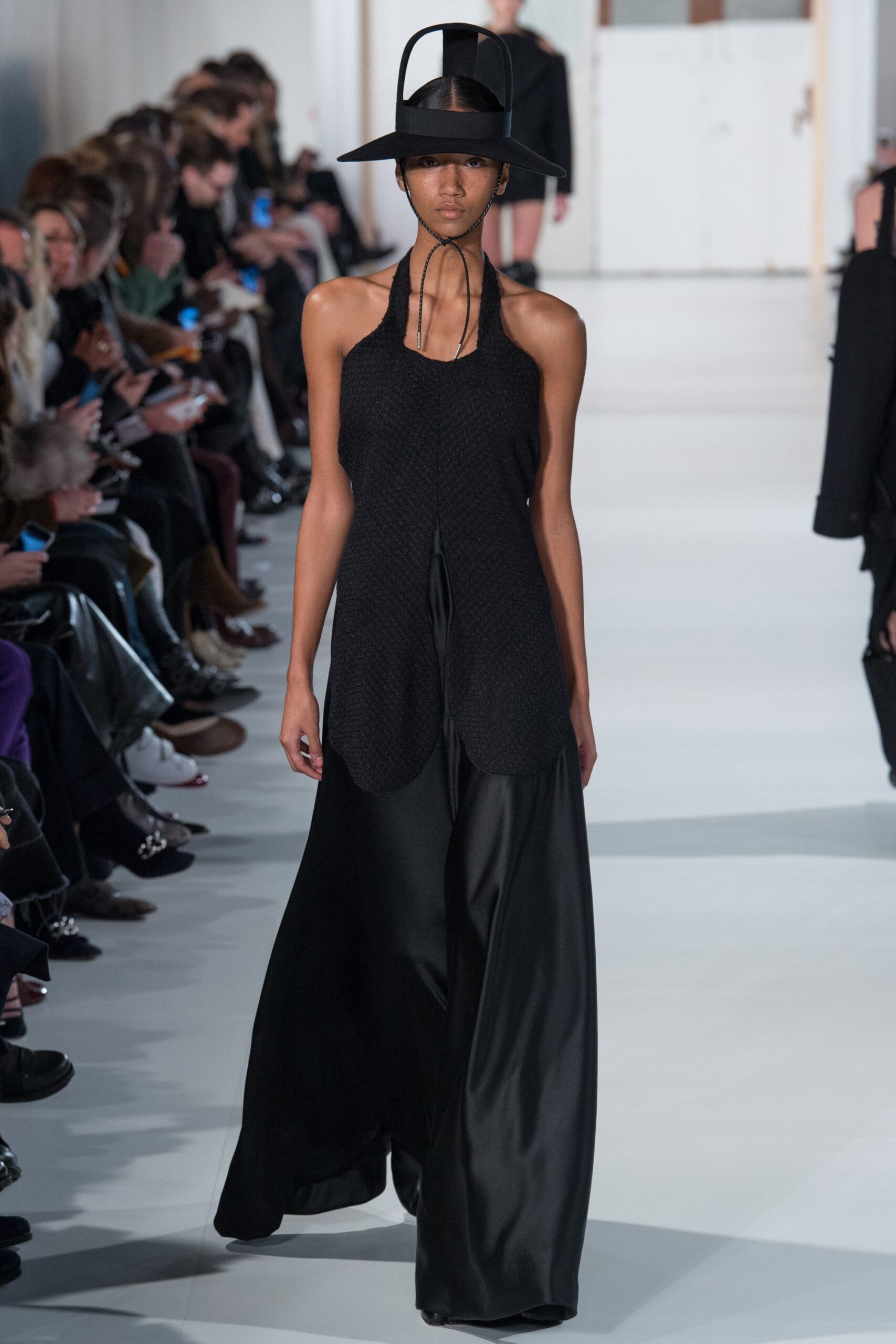 Maison Margiela S/S 17 Couture Look 2