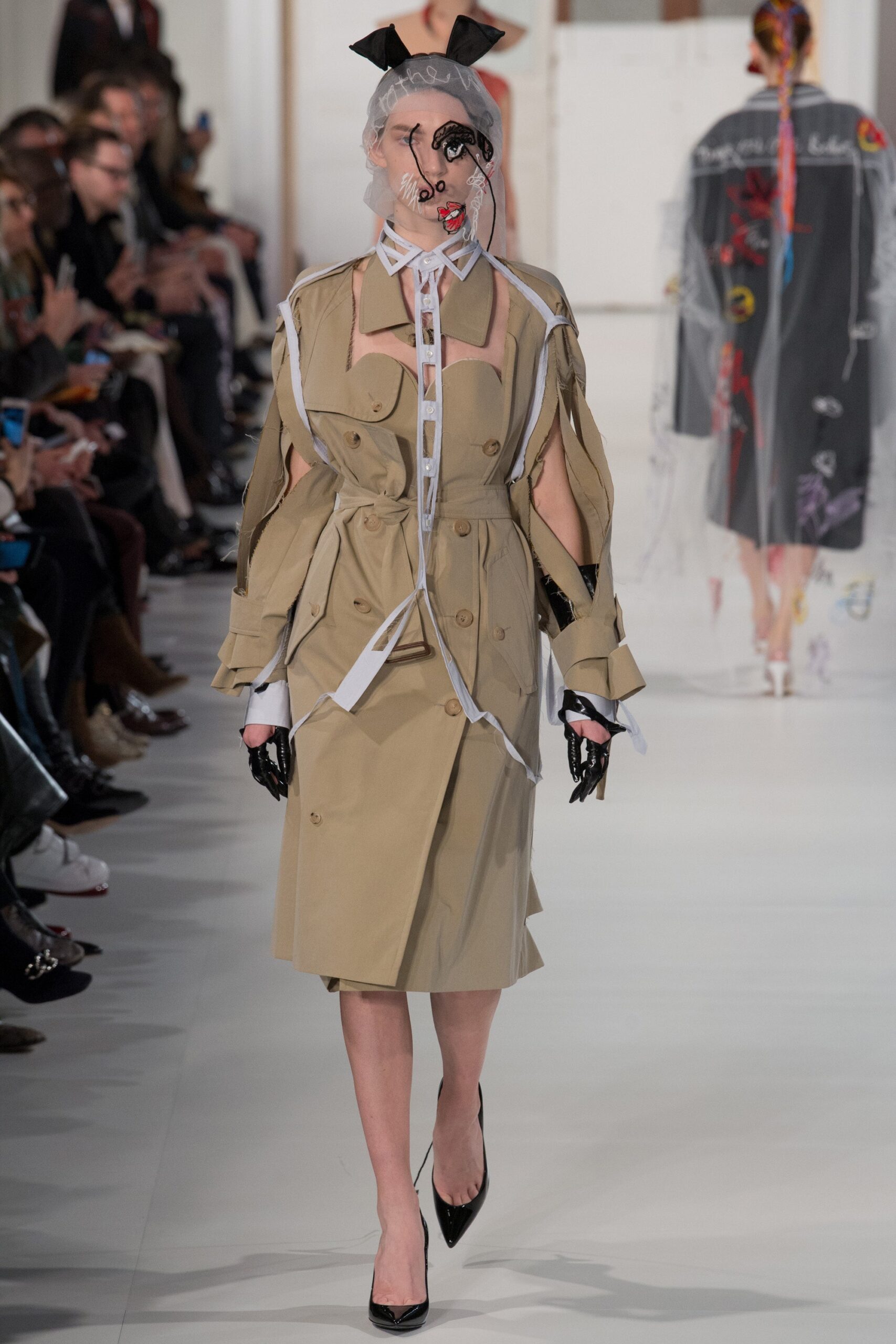 Maison Margiela S/S 17 Couture Look 5