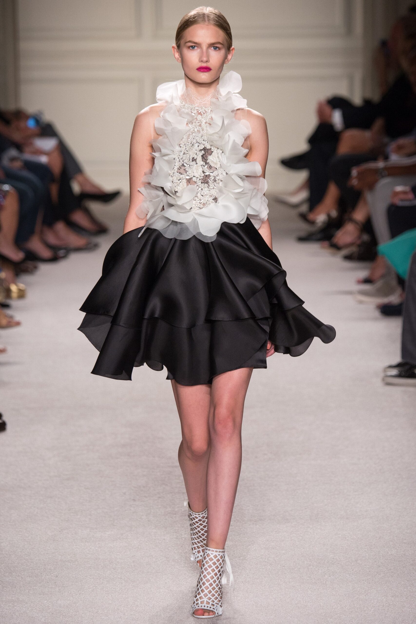 Marchesa S/S 16 Look 7