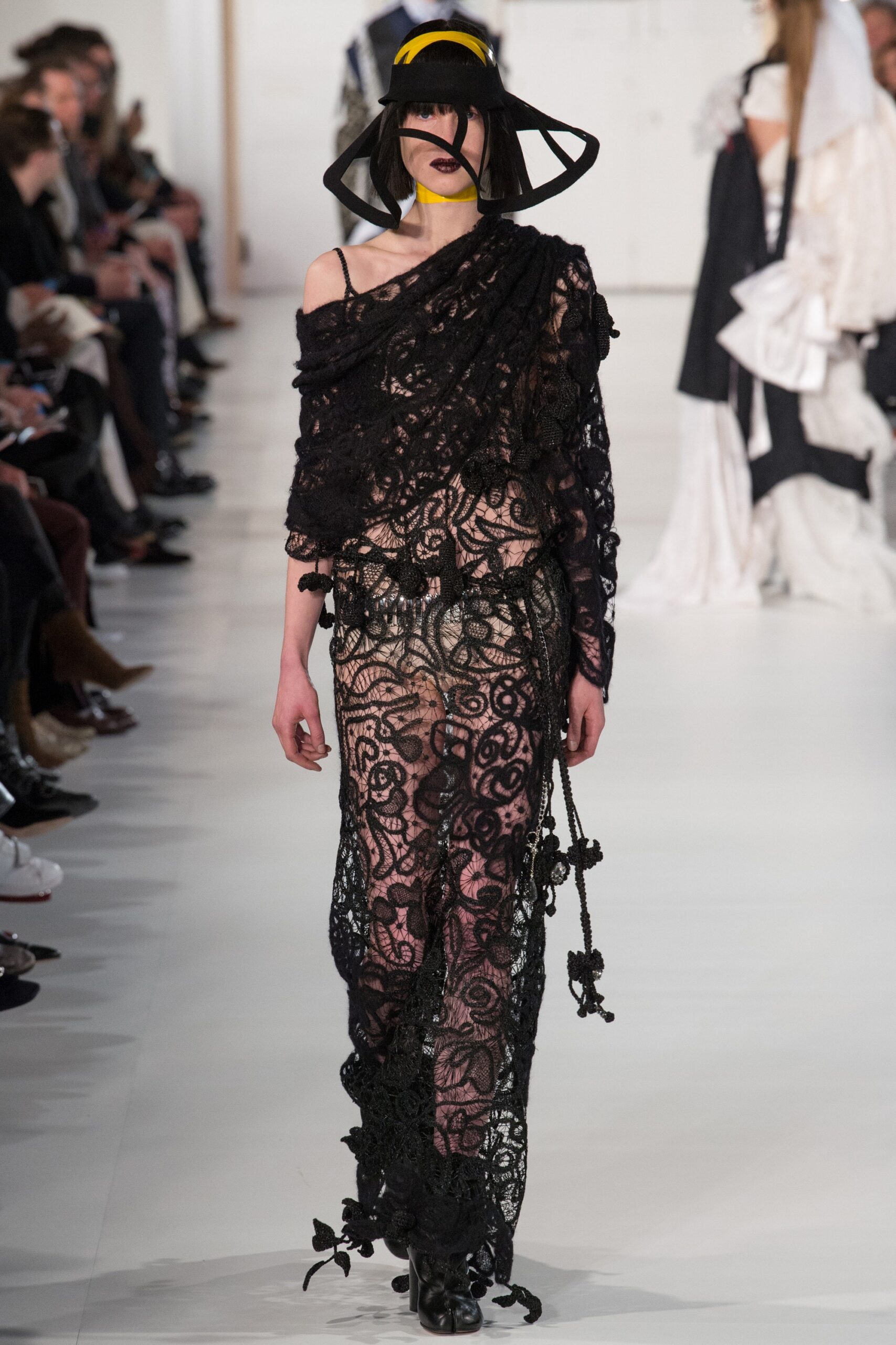 Maison Margiela S/S 17 Couture Look 17