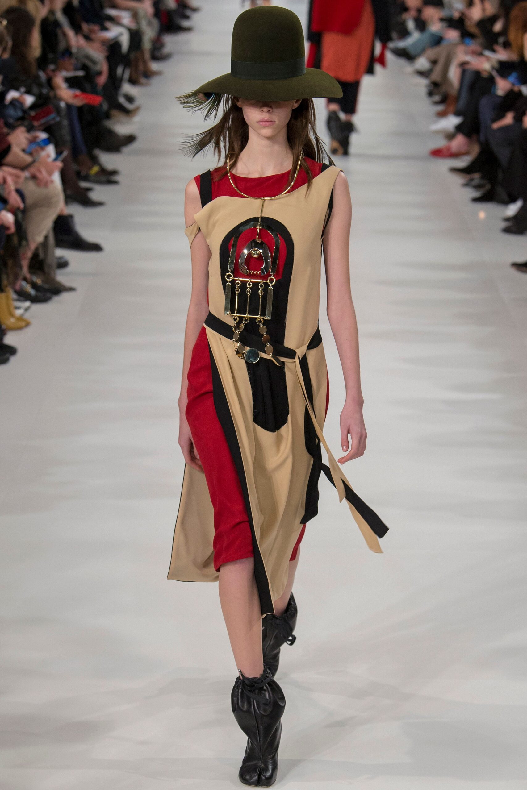 Maison Margiela F/W 17 Look 18