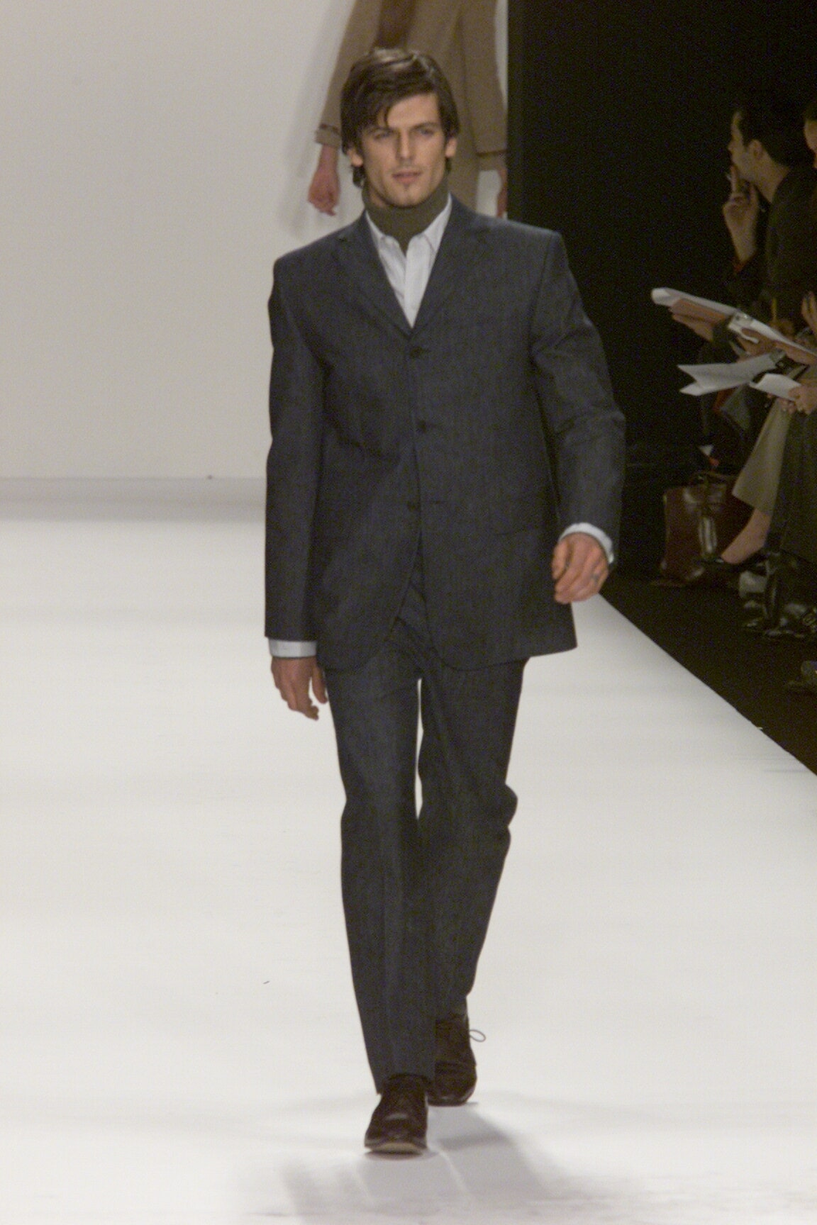 Marc Jacobs F/W 00 Look 8
