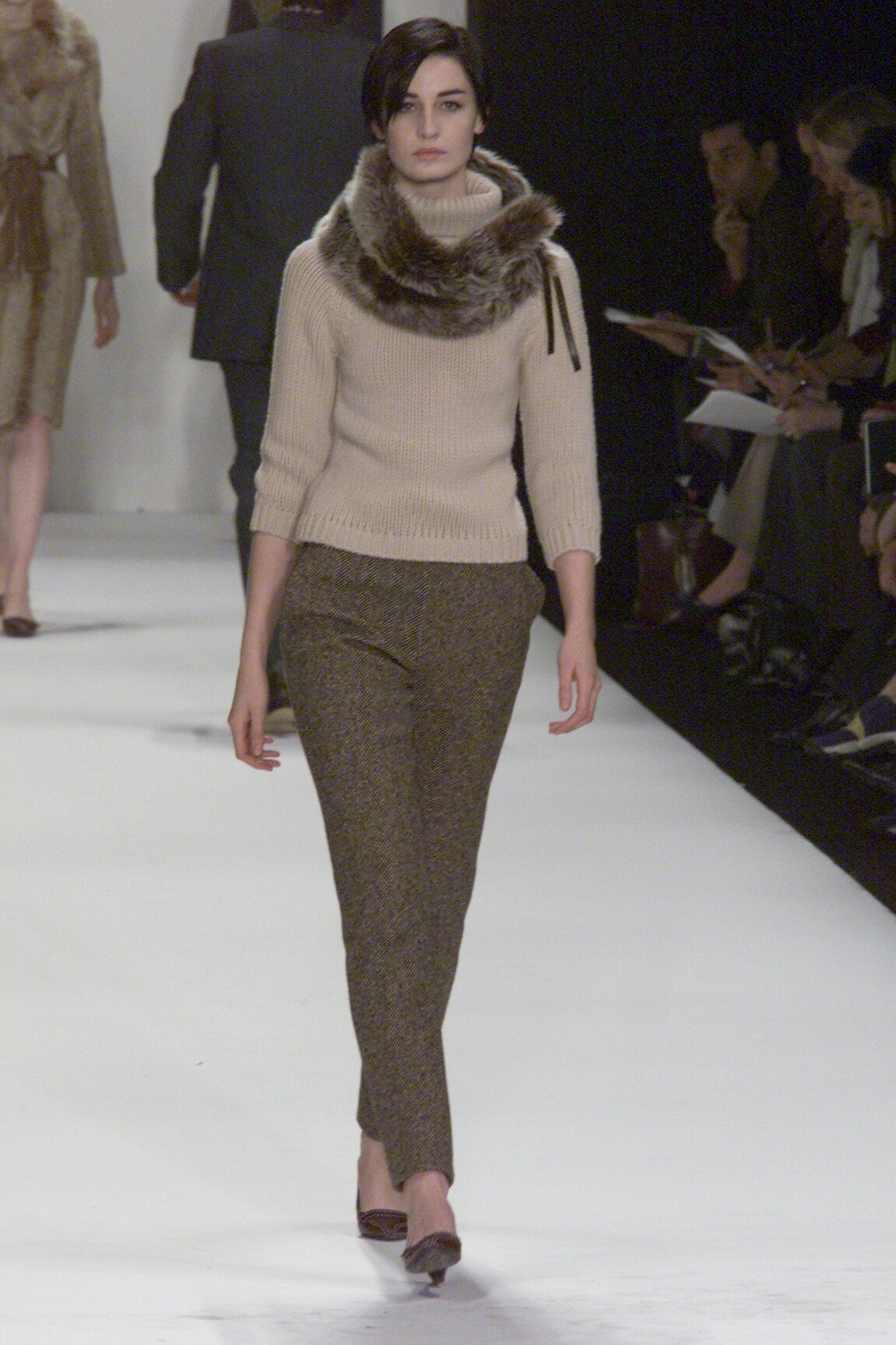 Marc Jacobs F/W 00 Look 10
