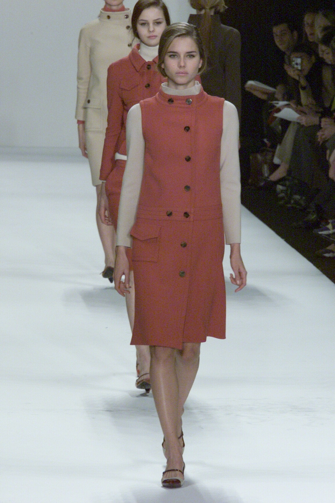 Marc Jacobs F/W 00 Look 22