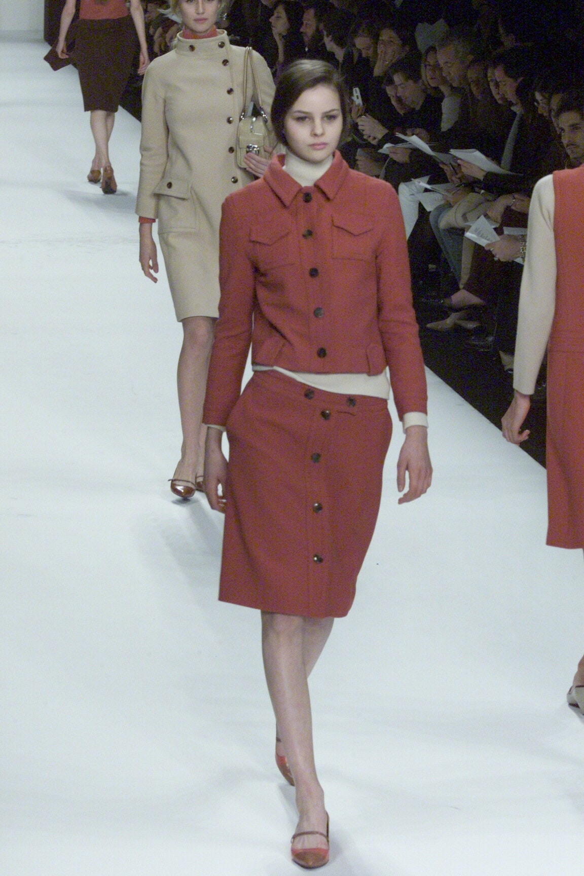 Marc Jacobs F/W 00 Look 23