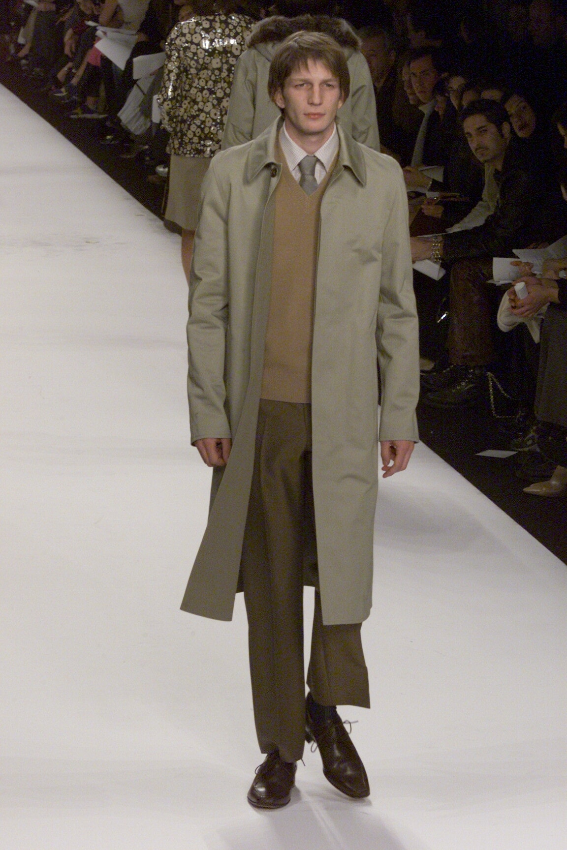 Marc Jacobs F/W 00 Look 32