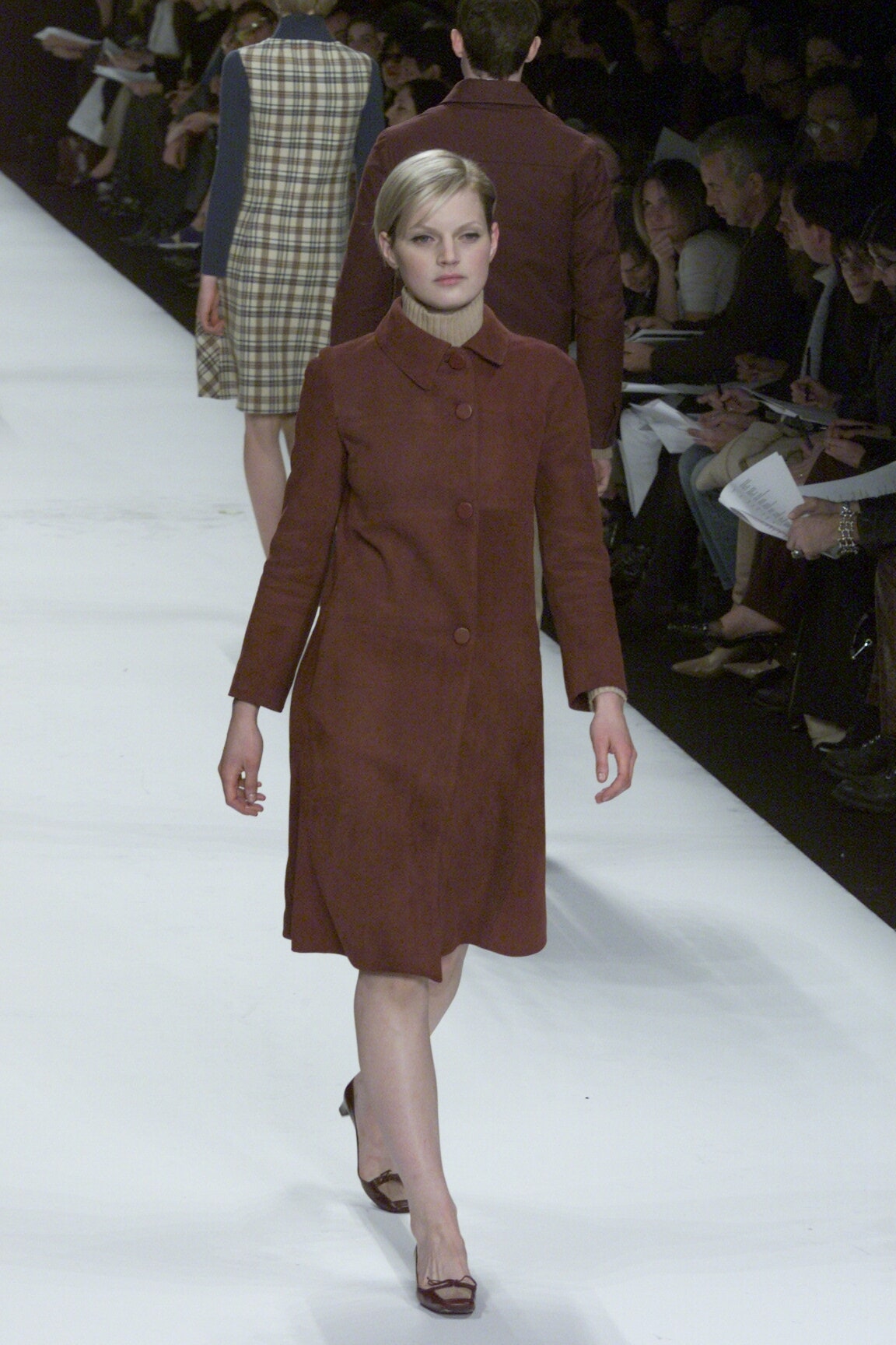 Marc Jacobs F/W 00 Look 44