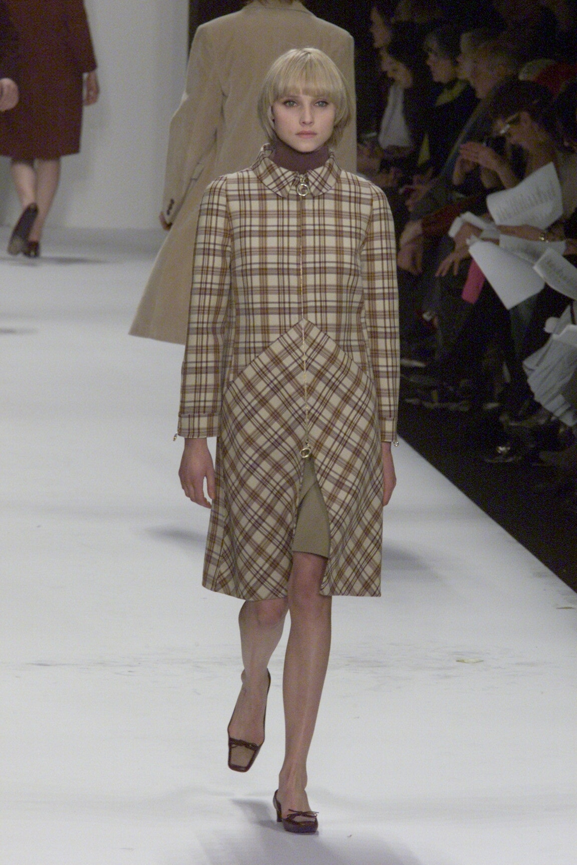 Marc Jacobs F/W 00 Look 47