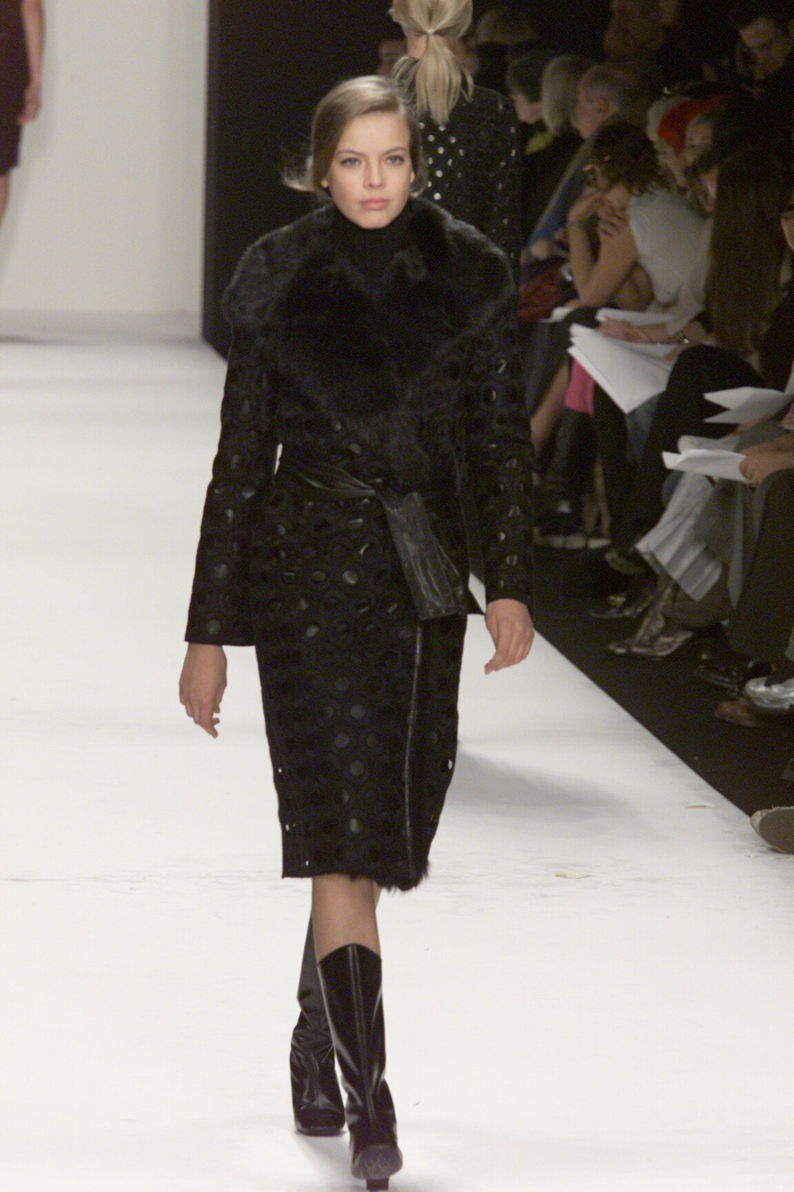 Marc Jacobs F/W 00 Look 56