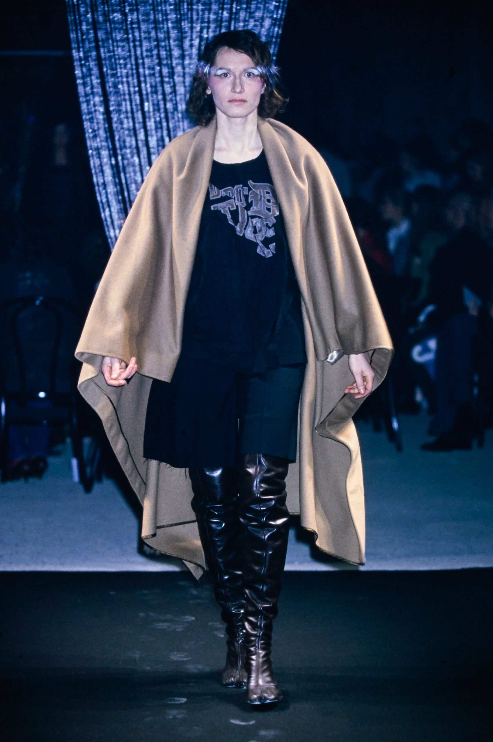 Maison Margiela F/W 01 Look 16