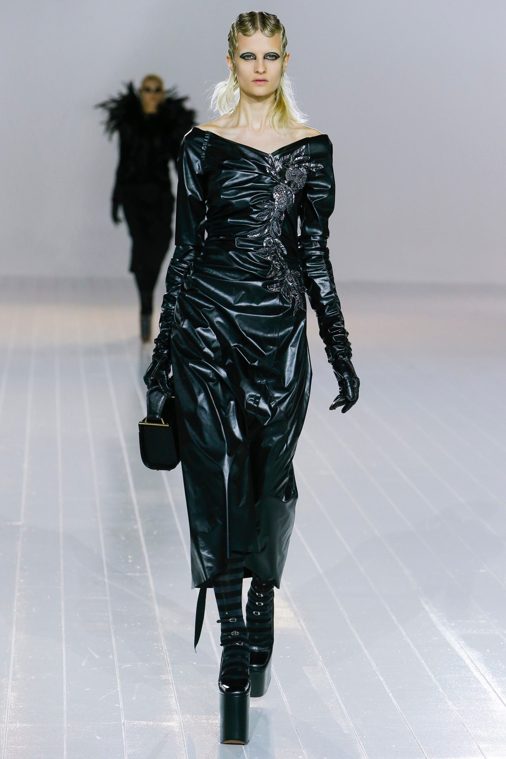 Marc Jacobs F/W 16 Look 1