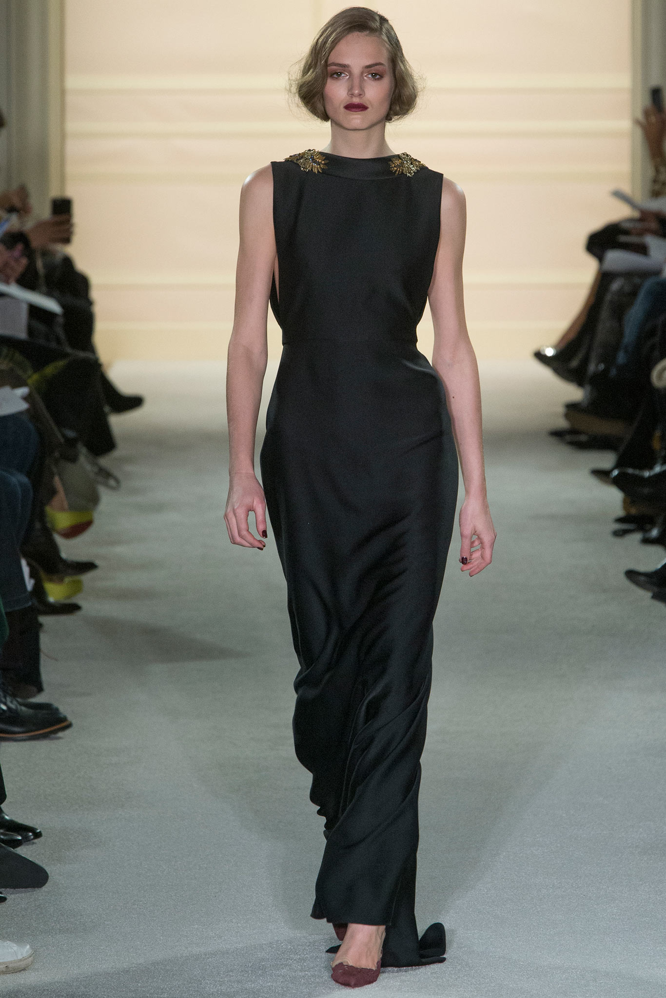 Marchesa F/W 15 Look 6