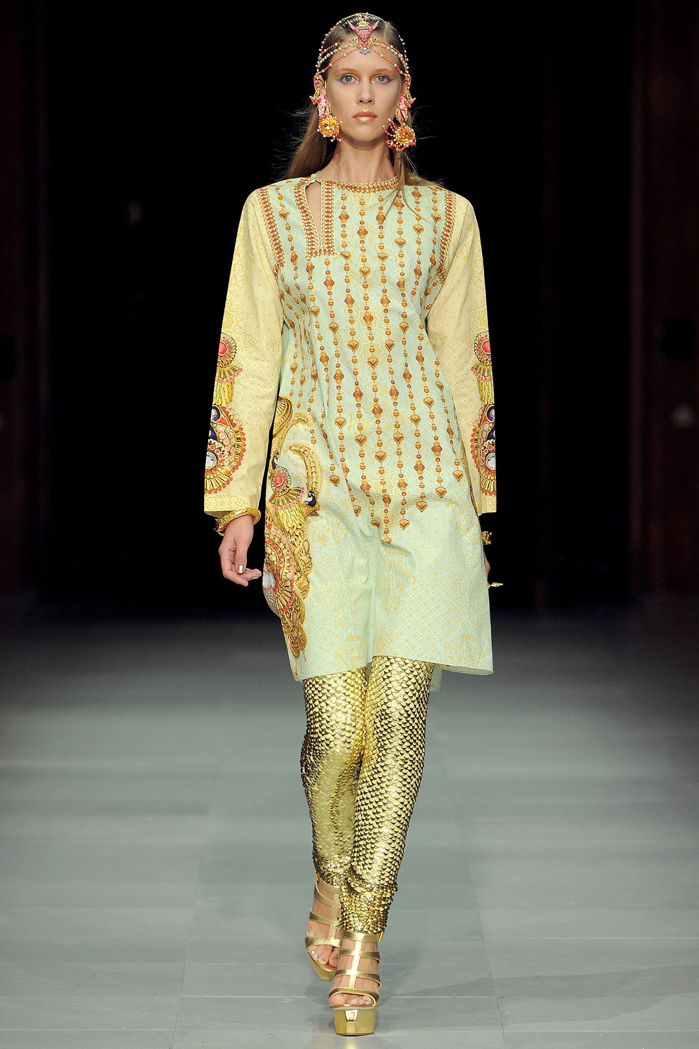 Manish Arora Spring 2013 Ready-to-Wear