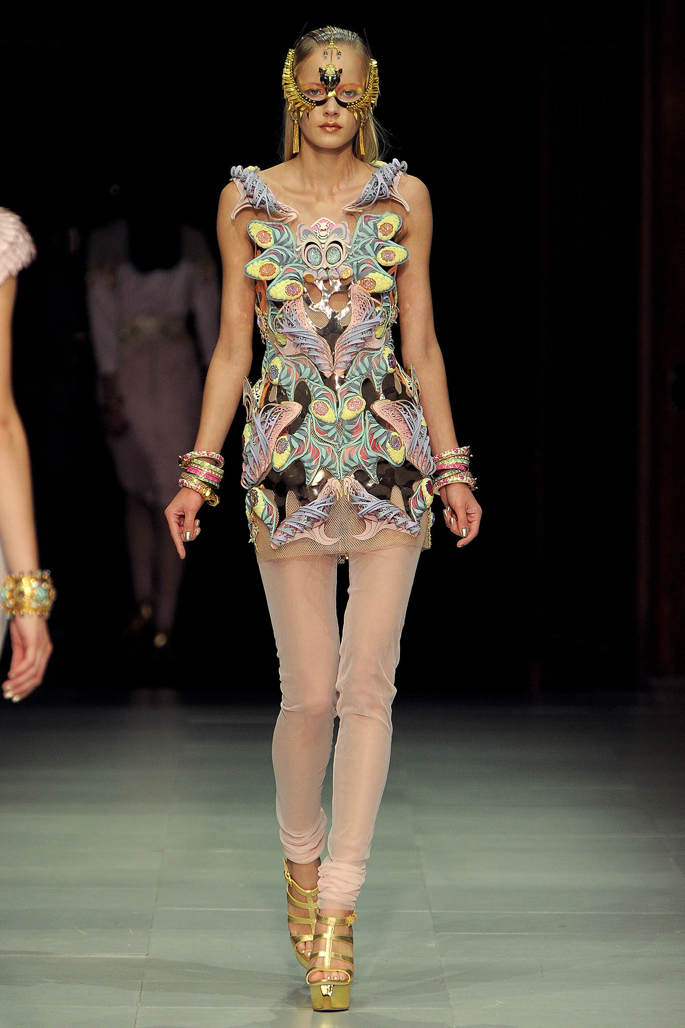 Manish Arora S/S 13 Look 34