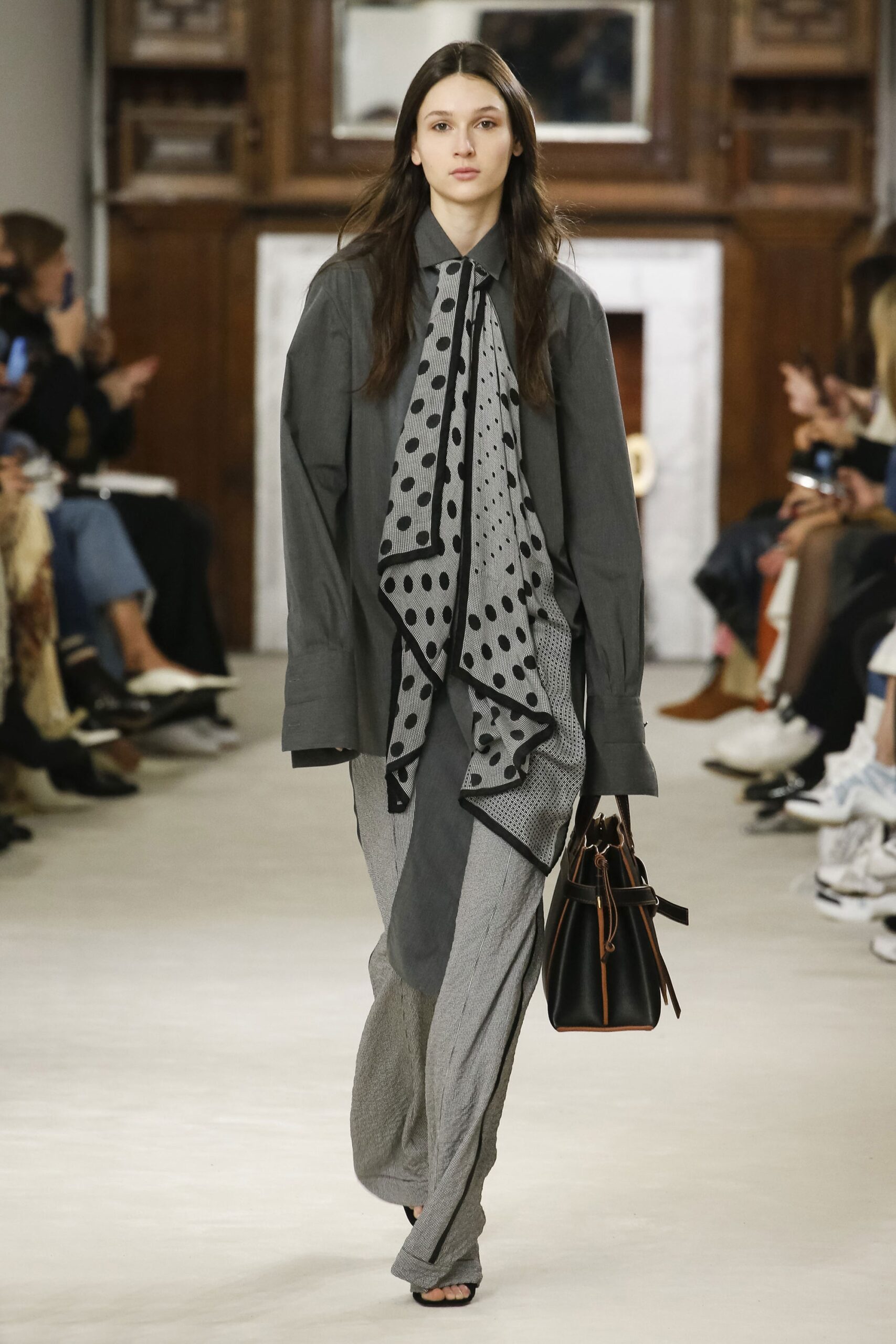 Loewe F/W 18 Look 1