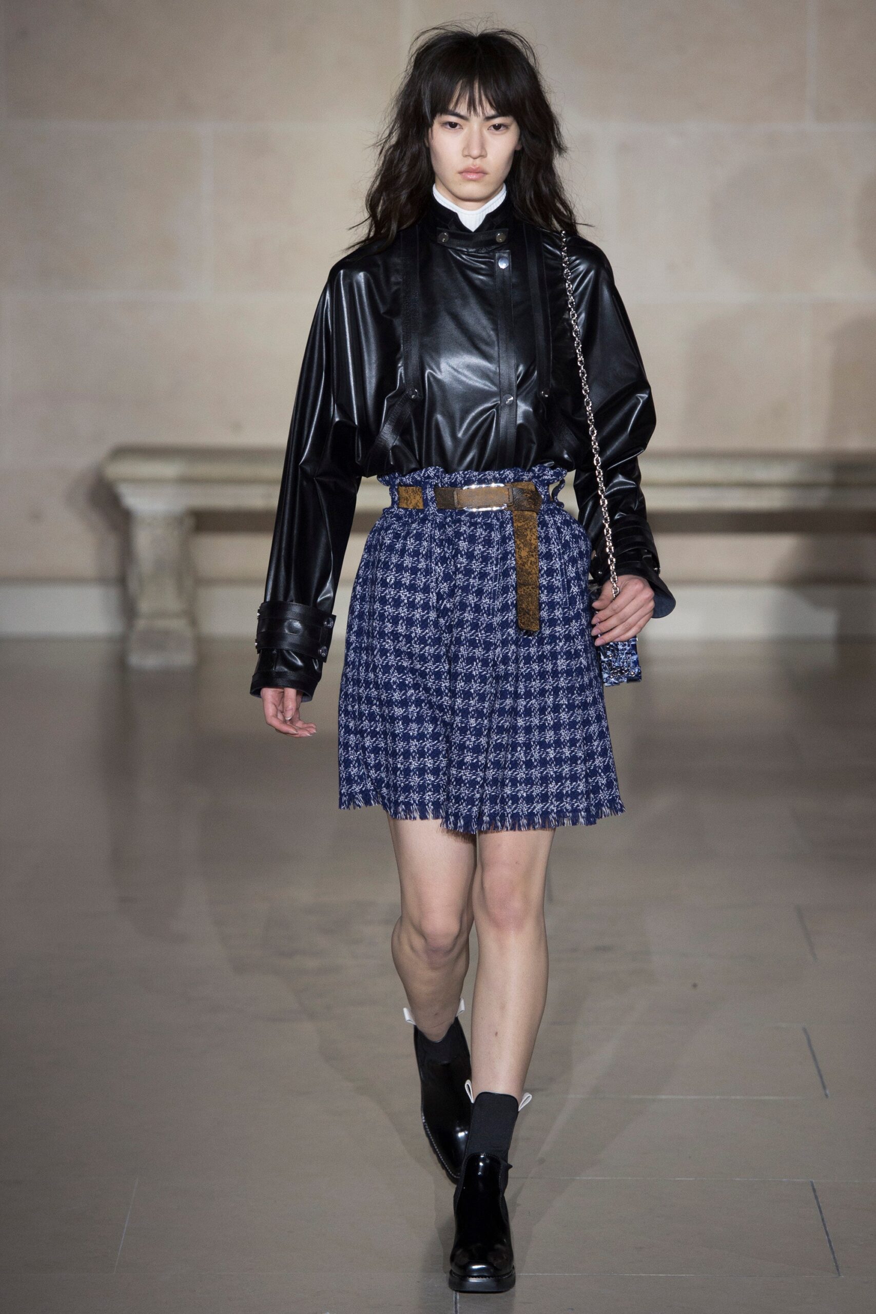 Louis Vuitton F/W 17 Look 18