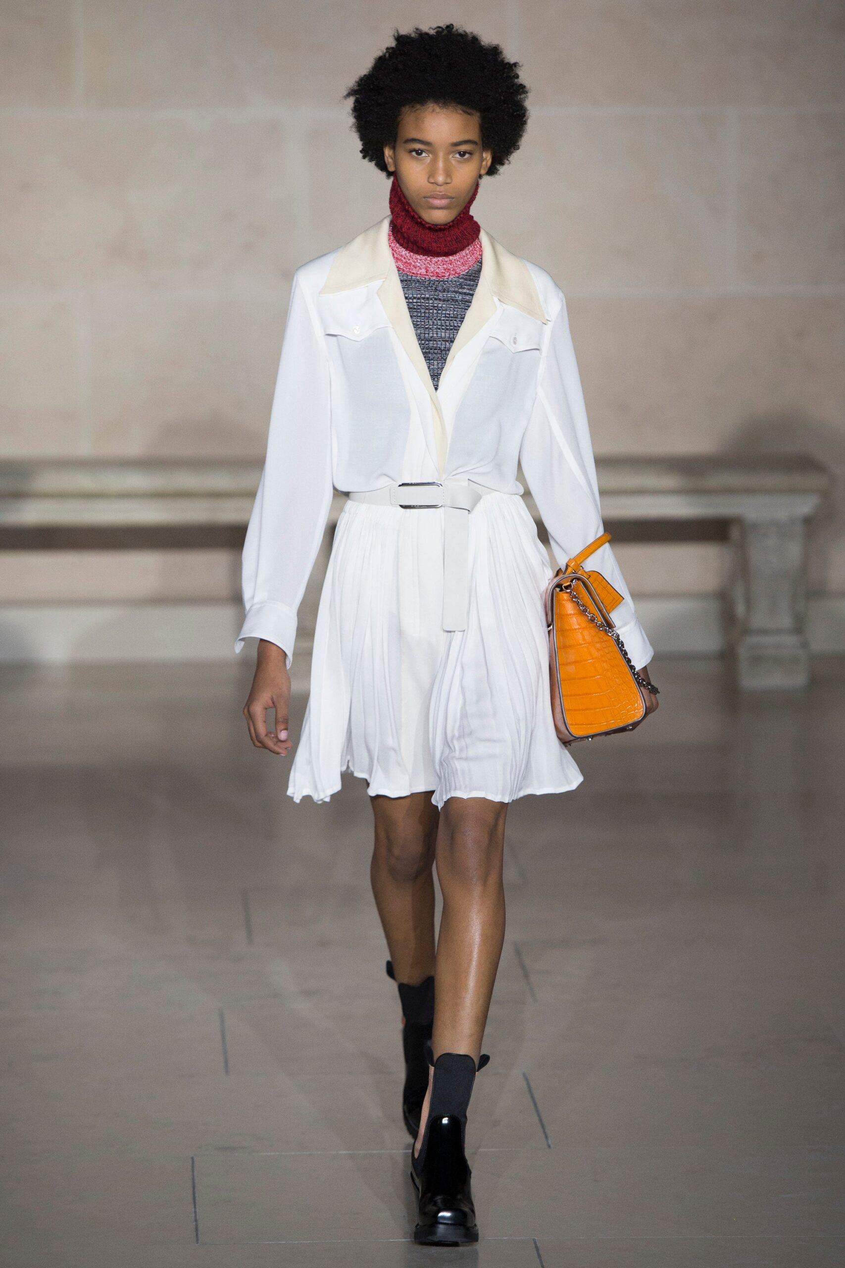 Louis Vuitton F/W 17 Look 19