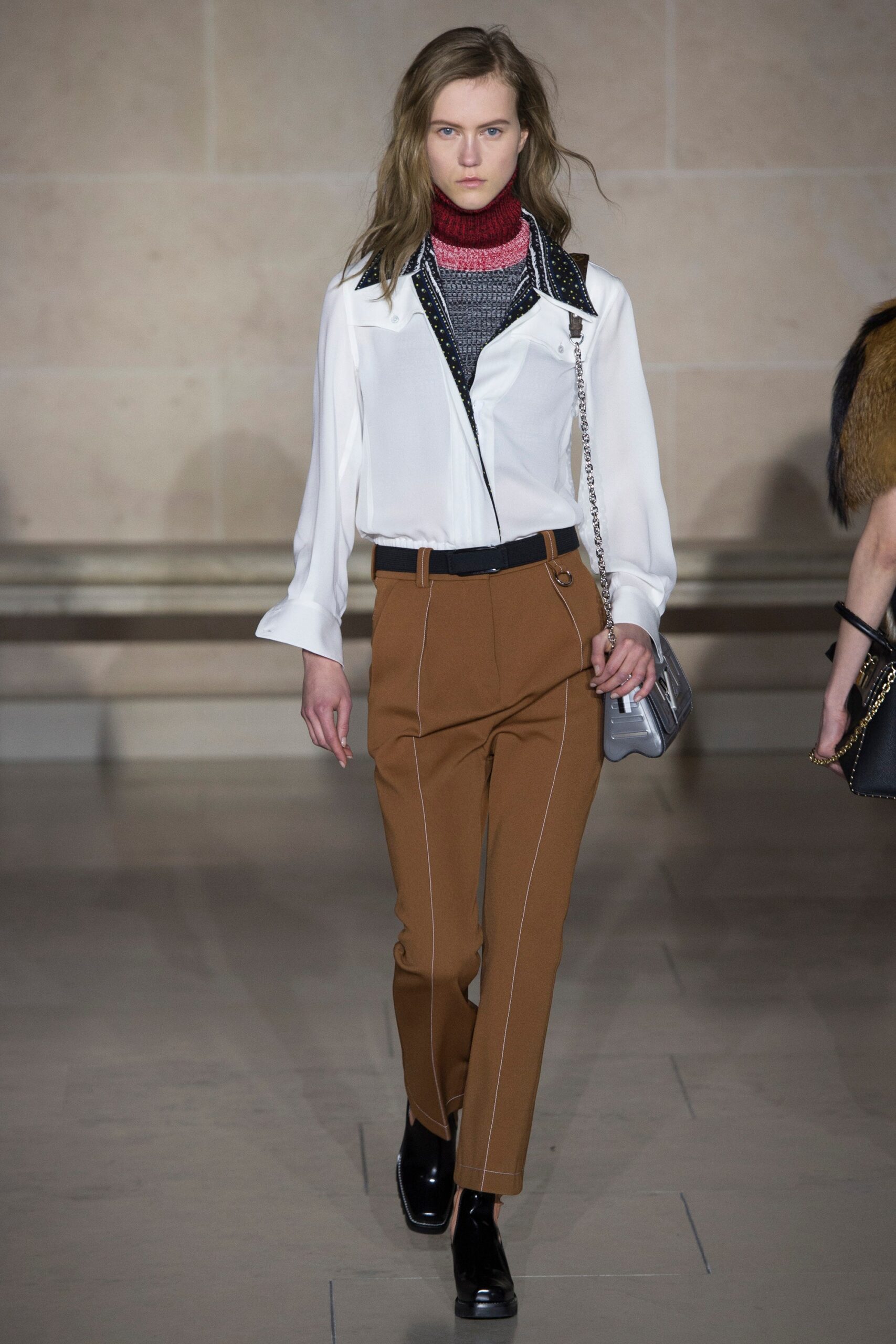 Louis Vuitton F/W 17 Look 20