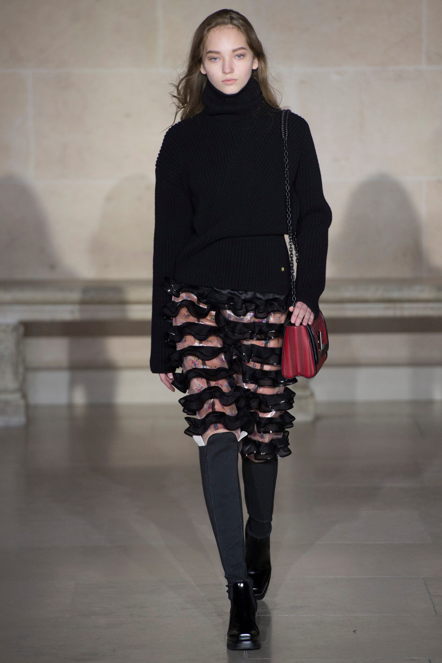 Louis Vuitton F/W 17 Look 27