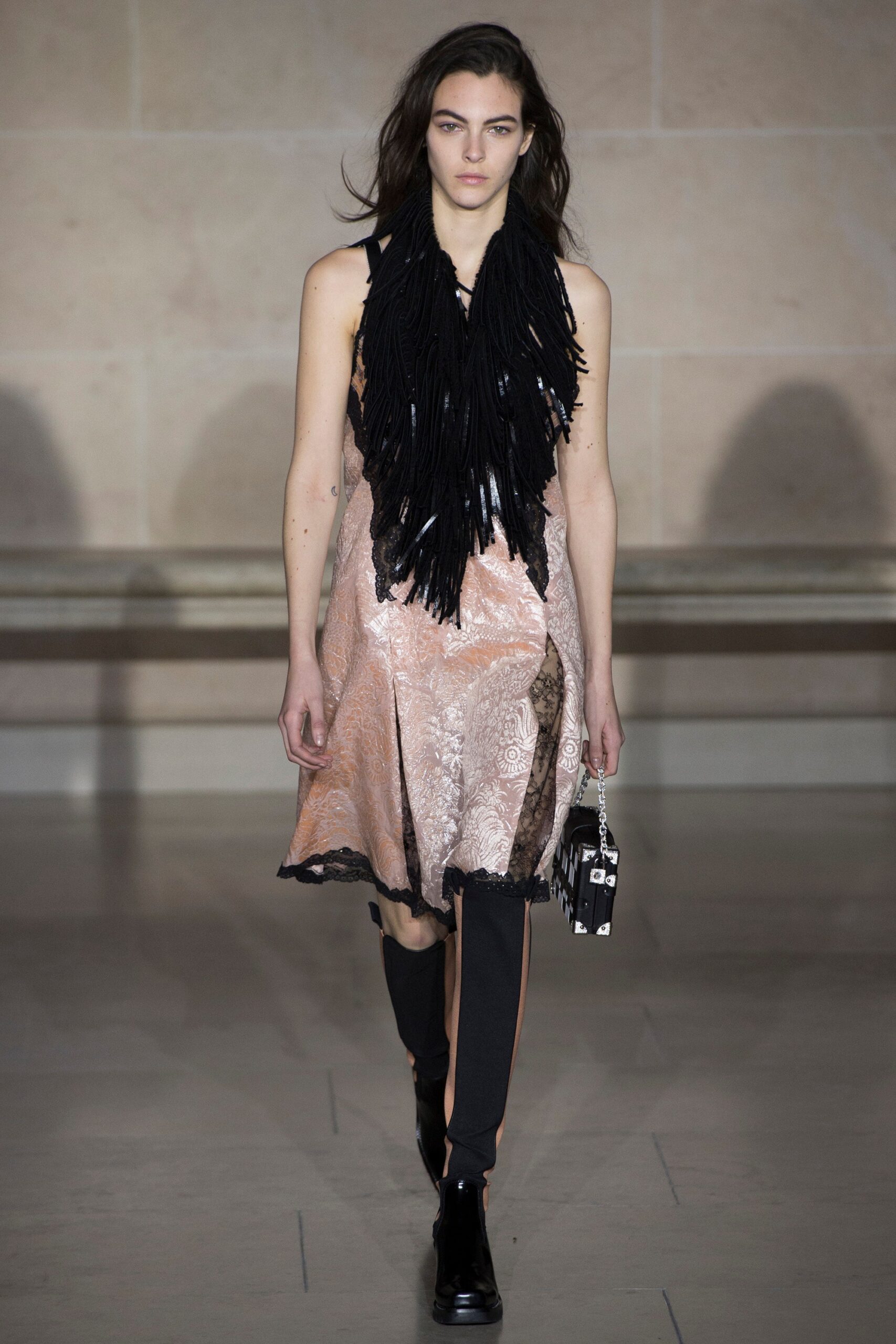 Louis Vuitton F/W 17 Look 32